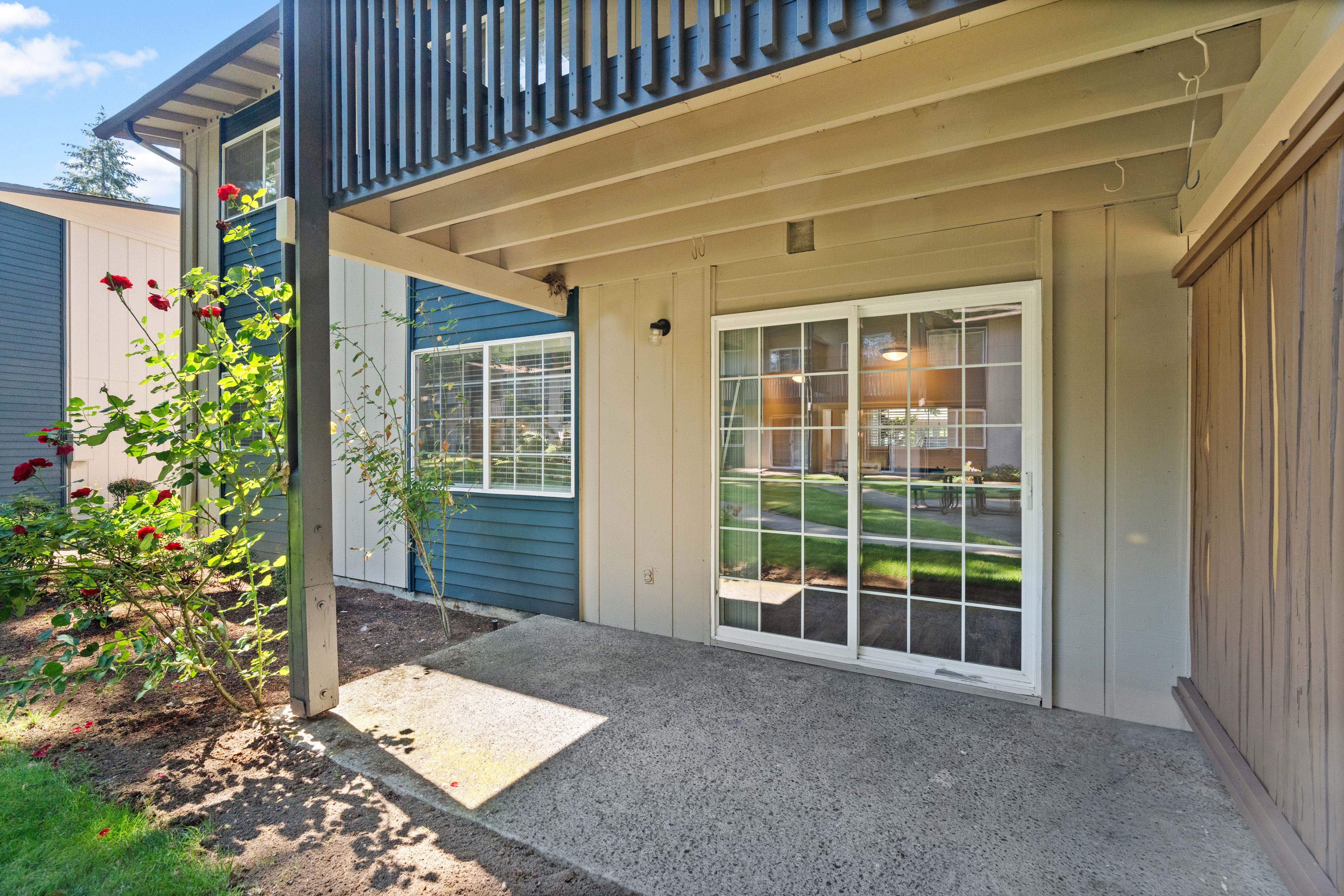 2 Bed 1 Bath Standard - 875 Sq Ft