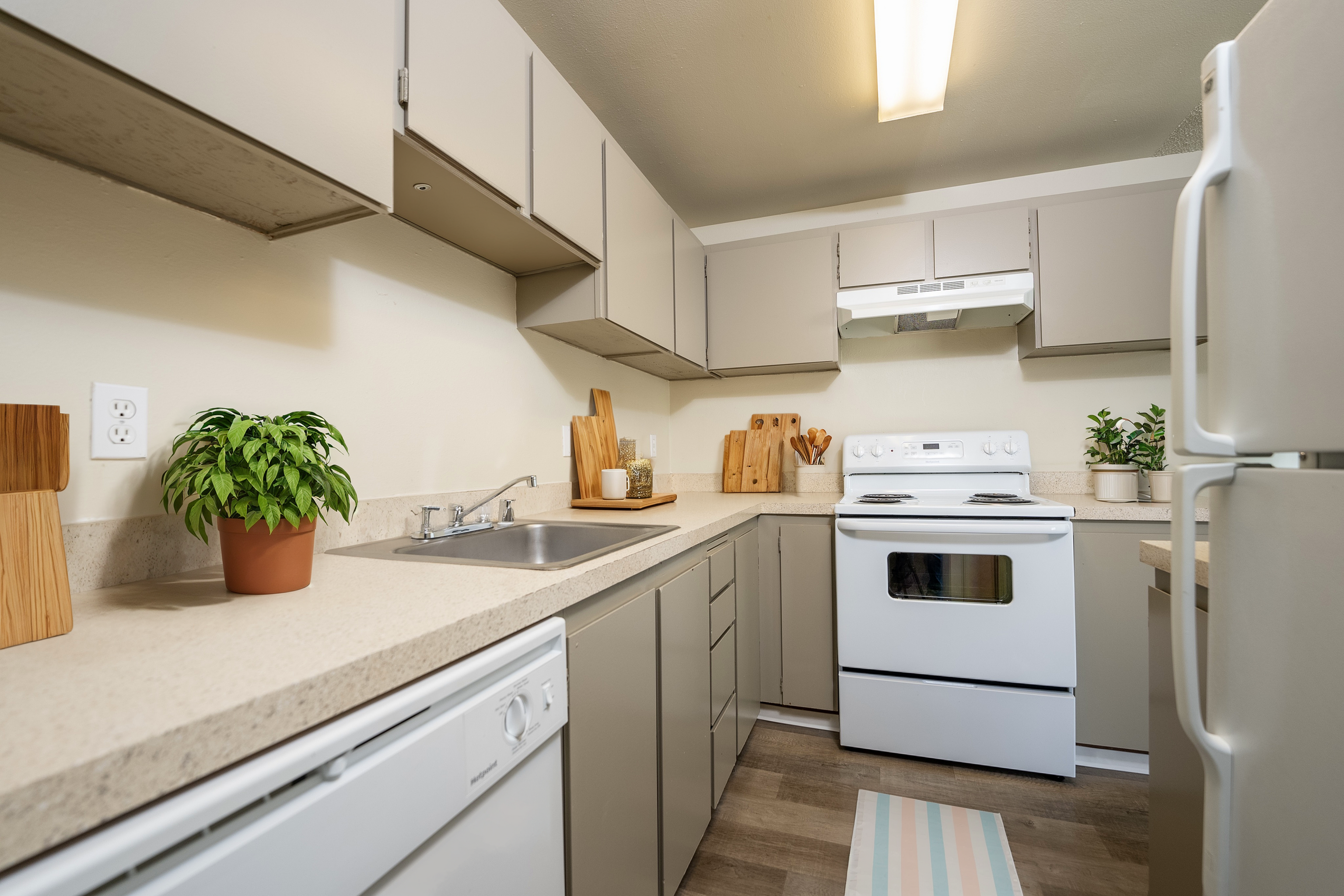 2 Bedroom 1 Bath - 793 Sq Ft