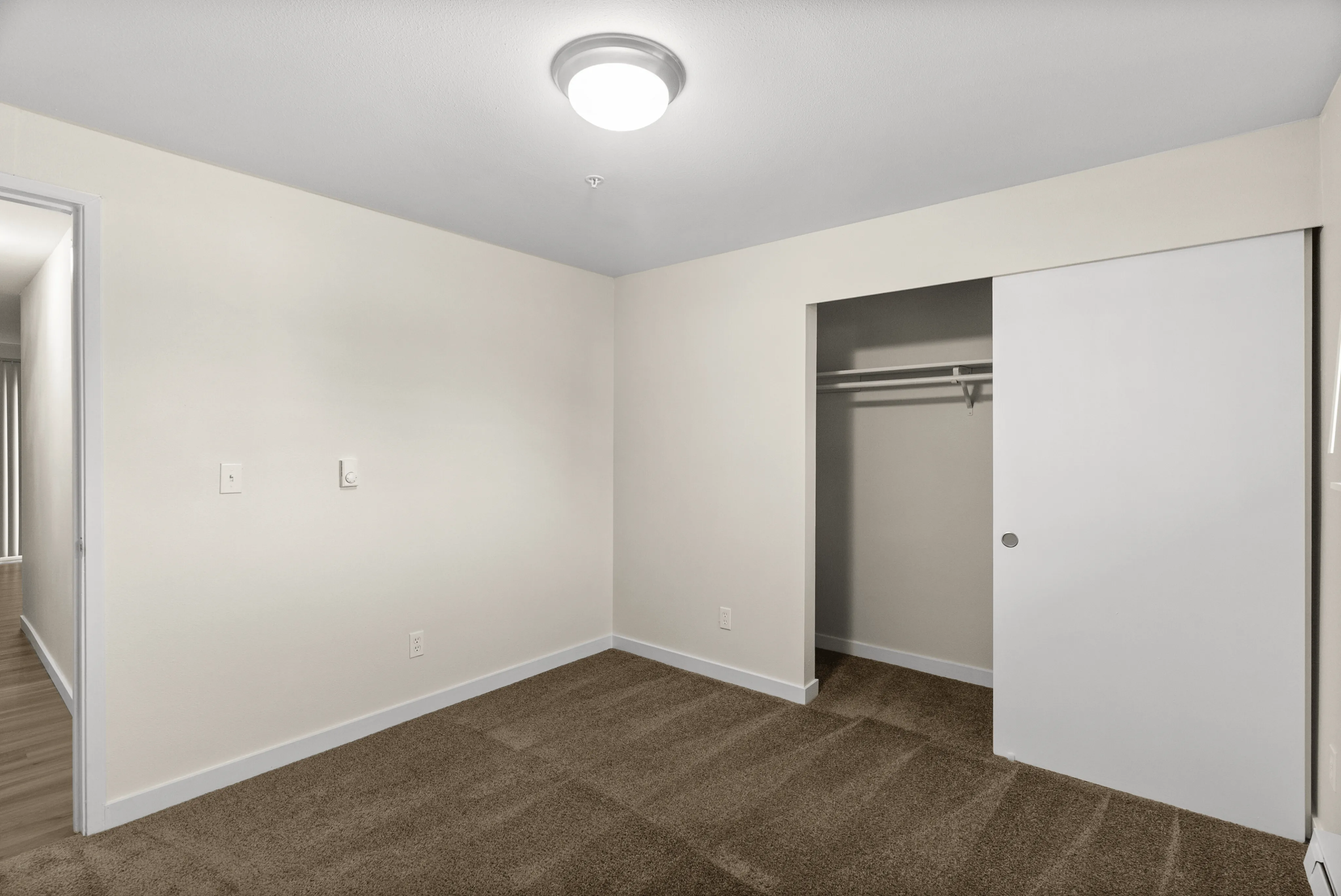 1 Bed 1 Bath Standard - 680 Sq Ft