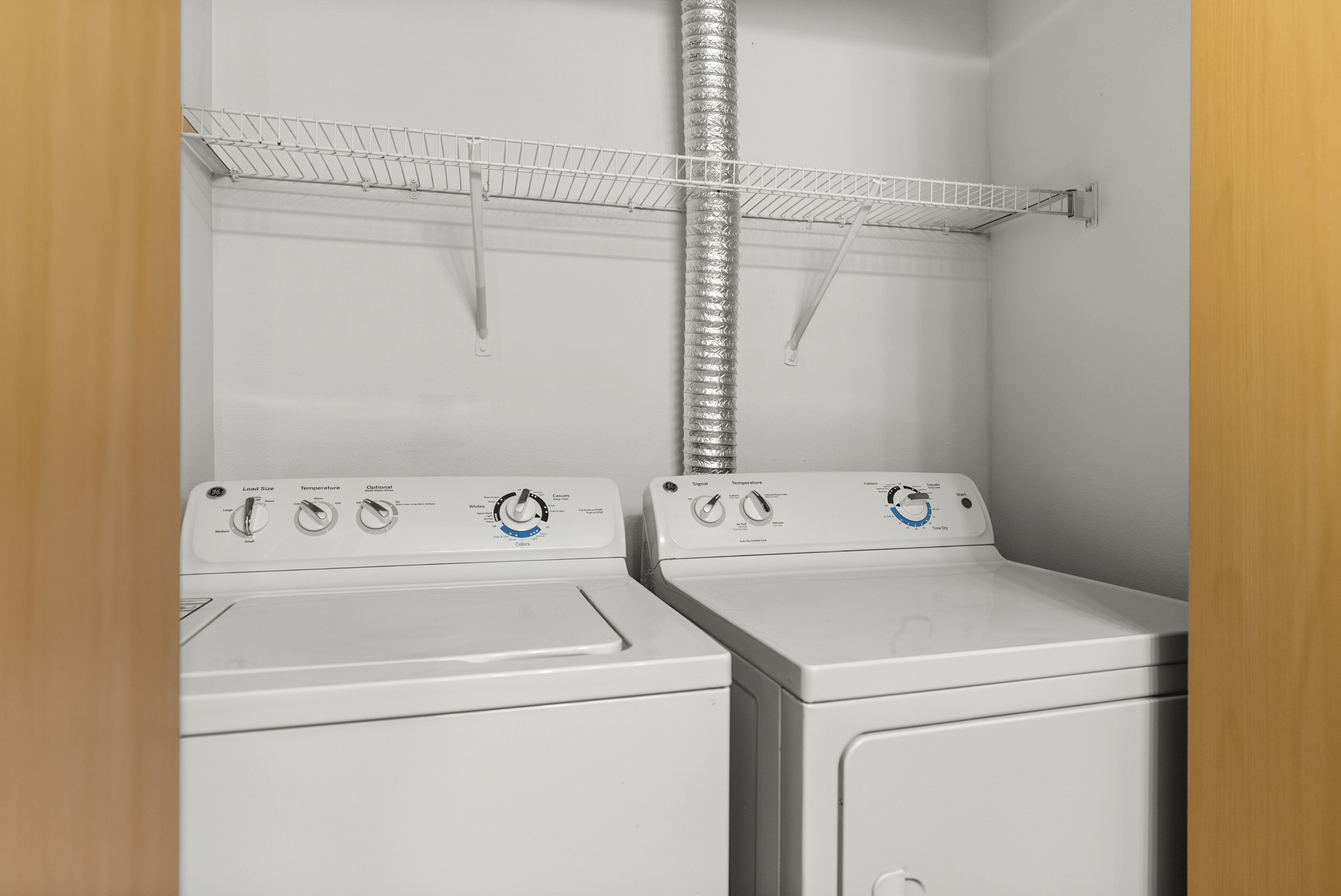 1 Bed 1 Bath Deluxe - 738 Sq Ft