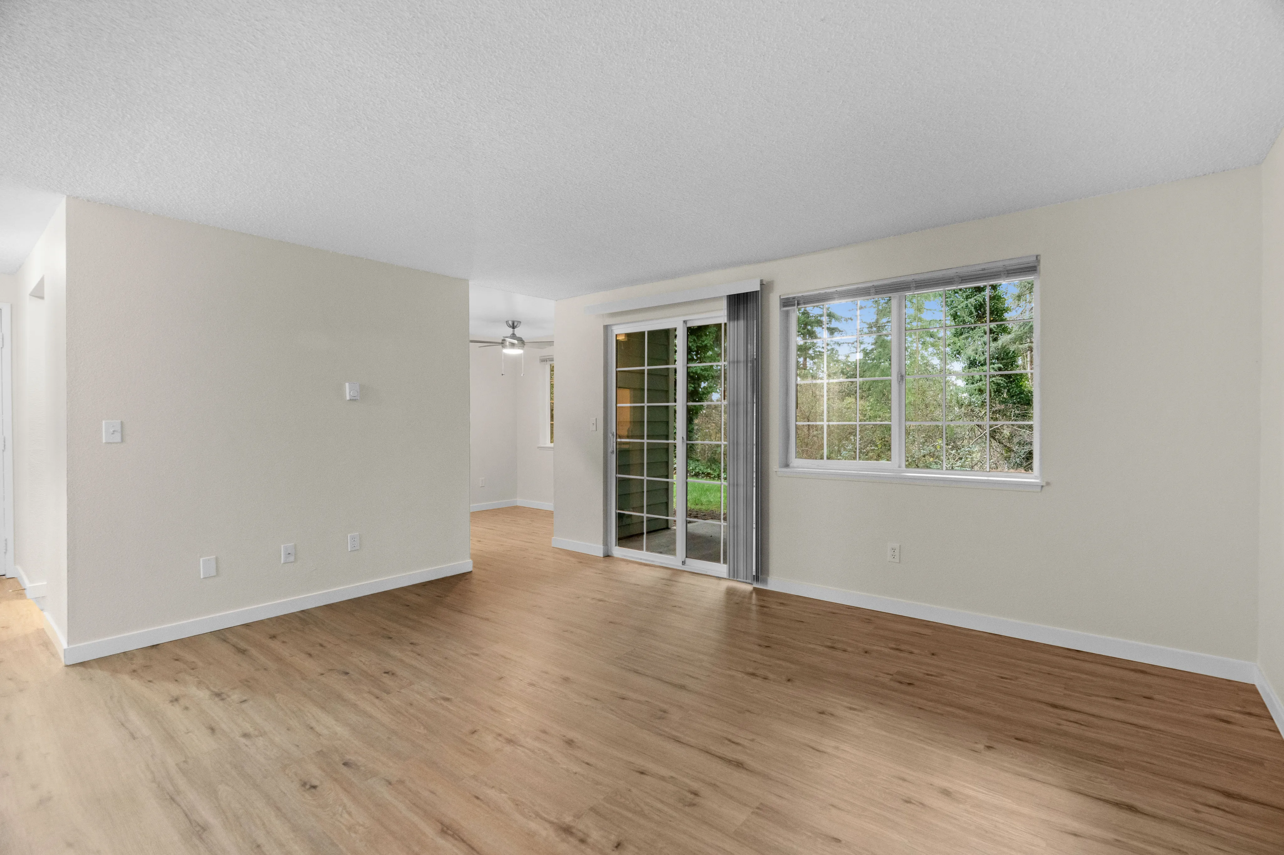 2 Bed 1 Bath - 1,000 Sq Ft