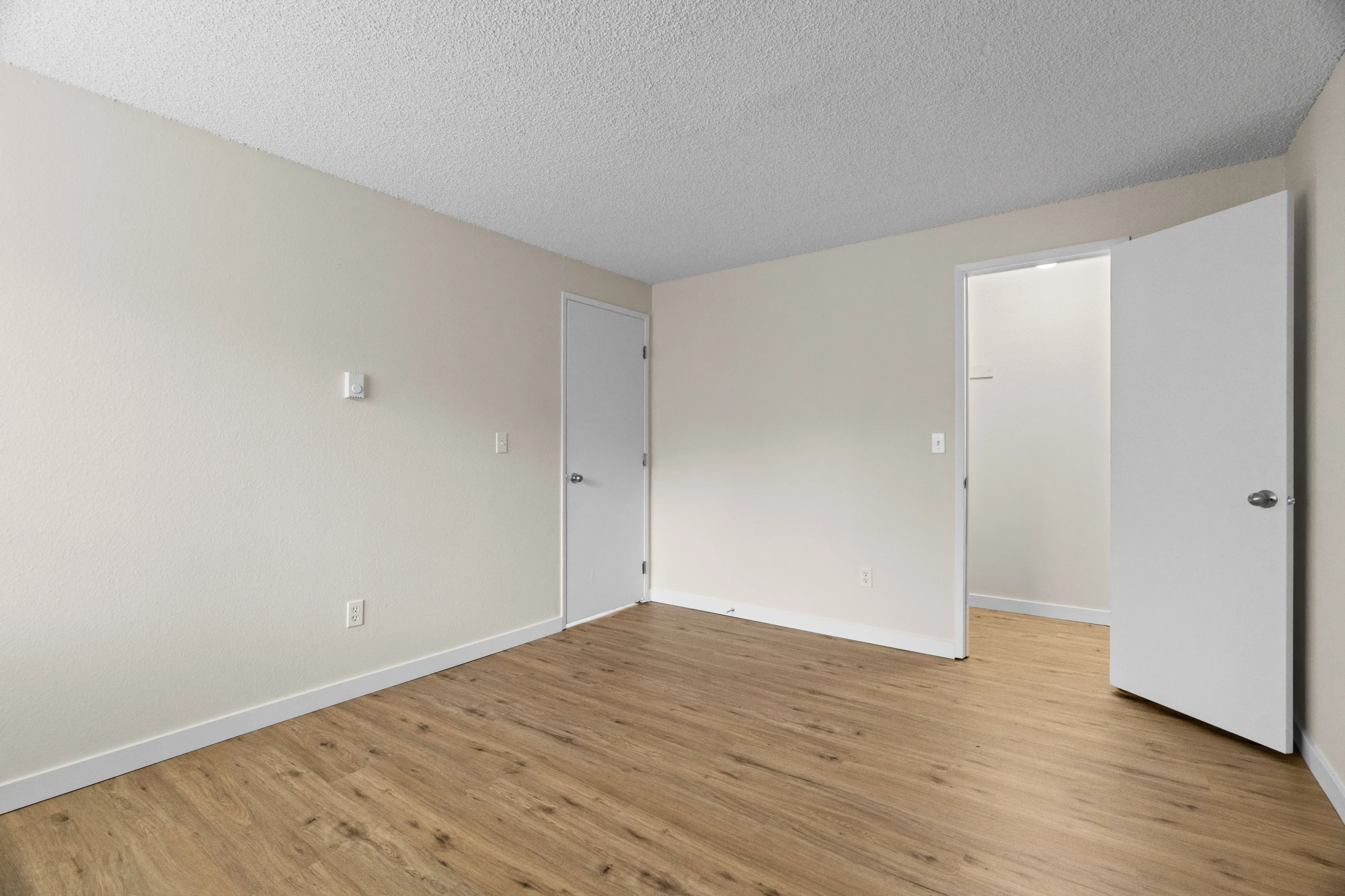 2 Bed 1 Bath - 1,000 Sq Ft