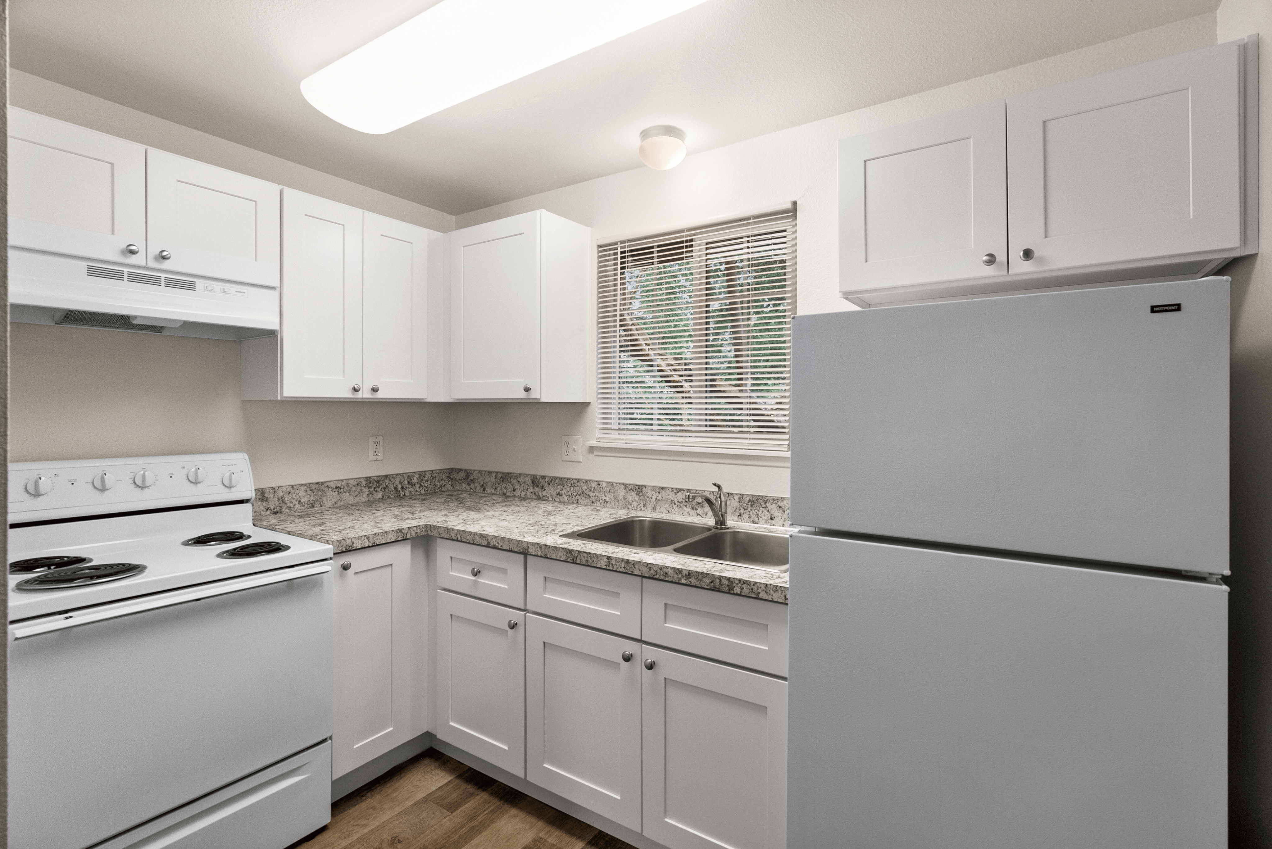 1 Bed 1 Bath - 450 Sq Ft