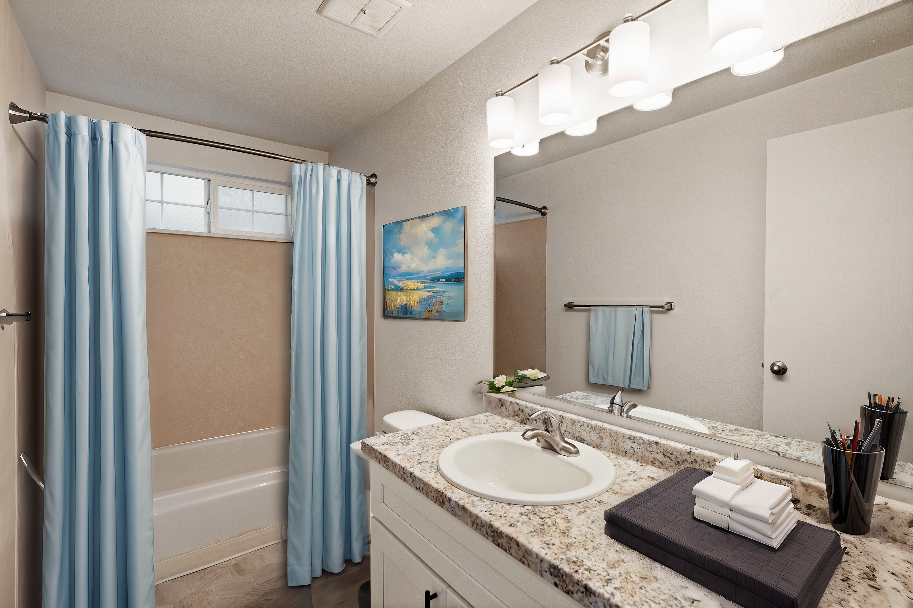 2 Bedroom 1 Bath Staged
