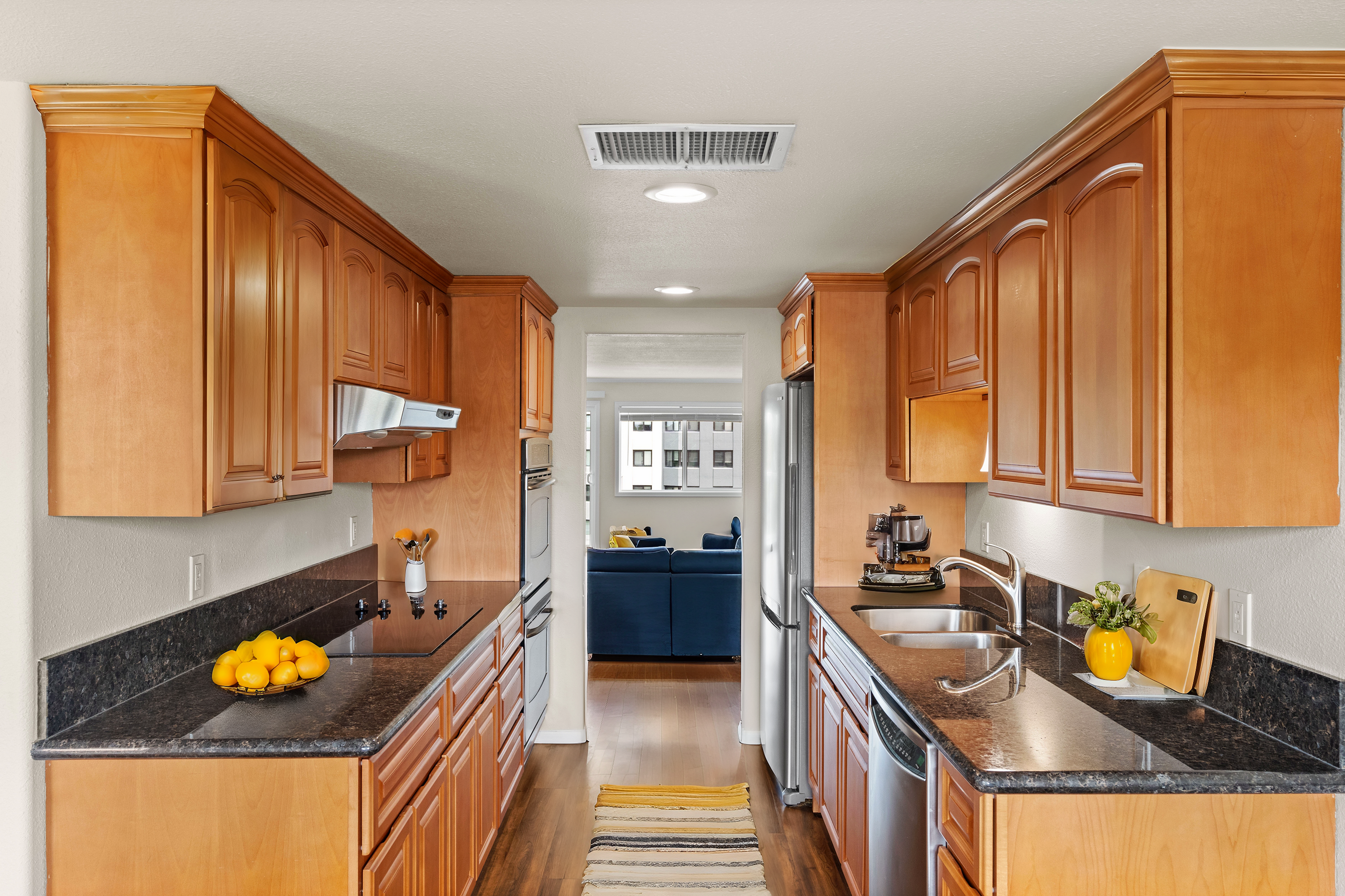 2 Bedroom End - Staged