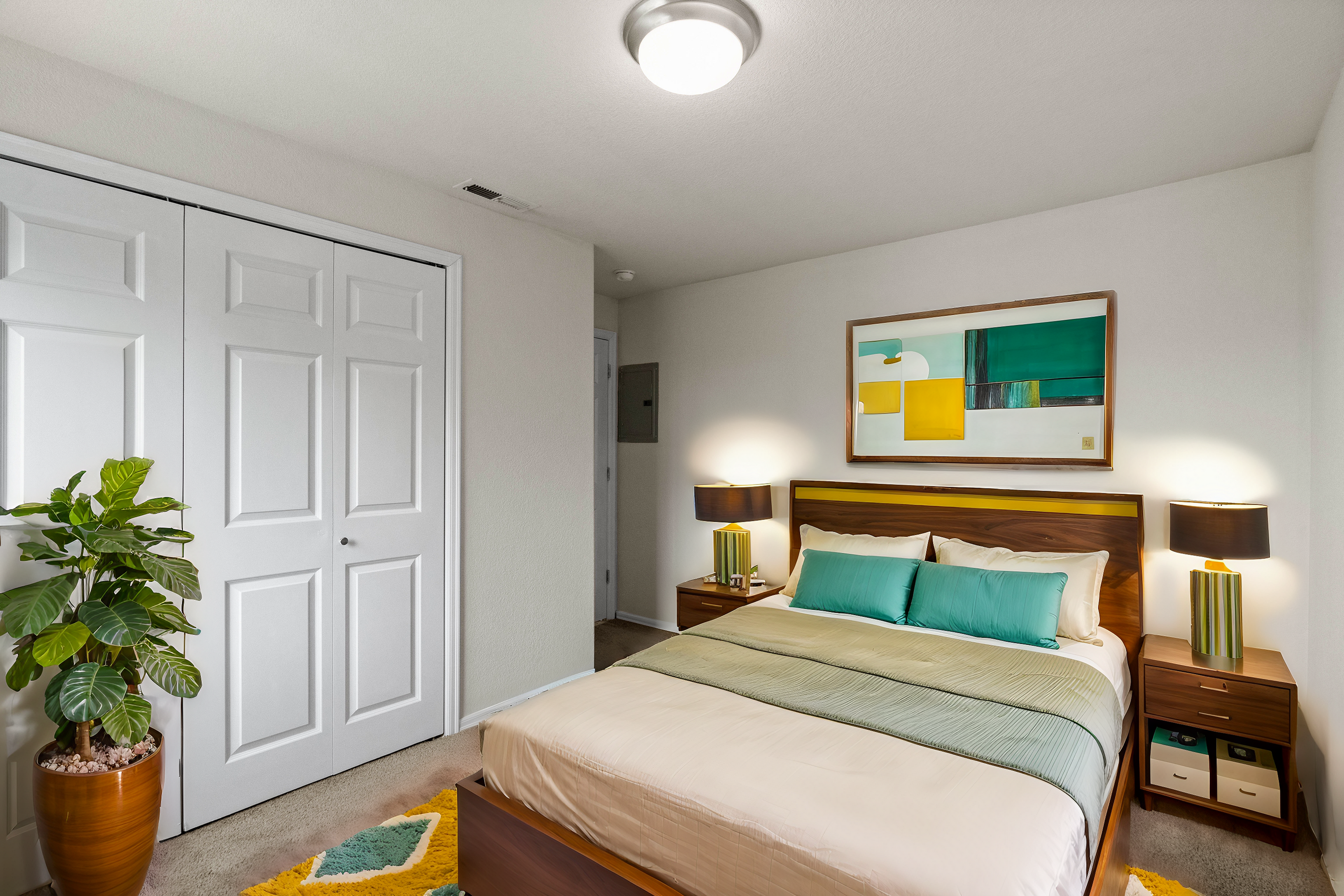 2 Bedroom End - Staged