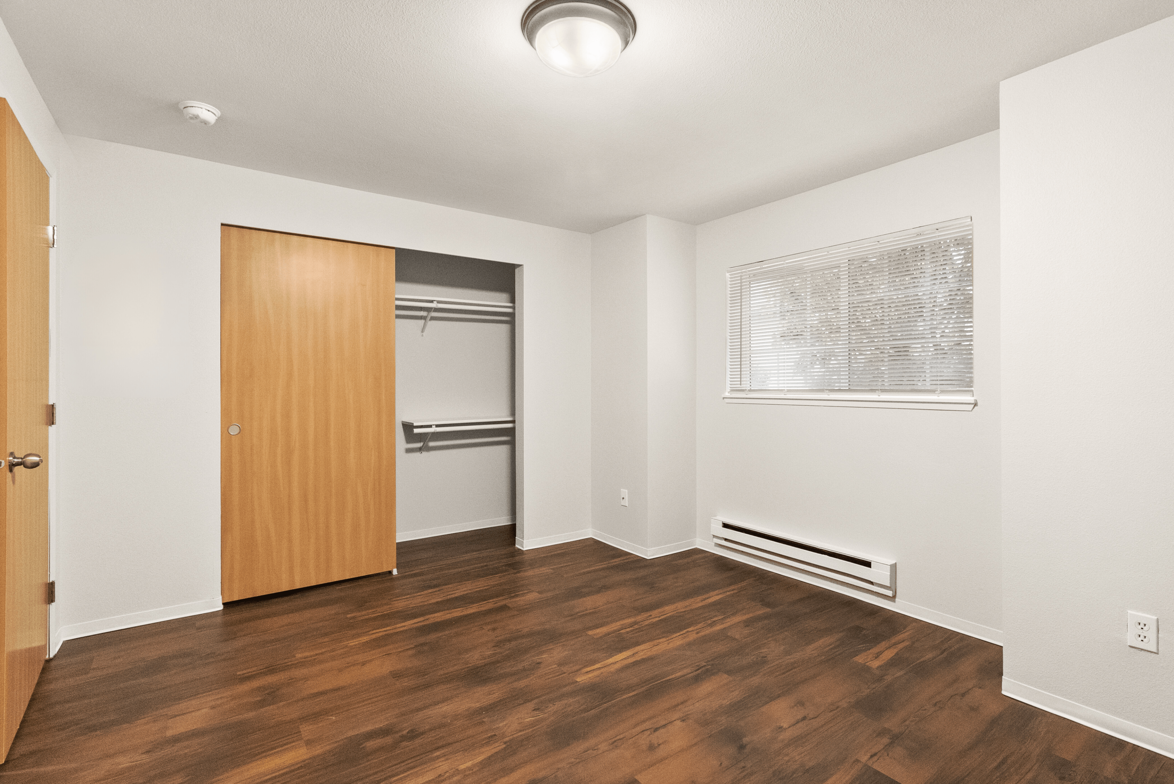 1 Bed 1 Bath Deluxe - 736 Sq Ft