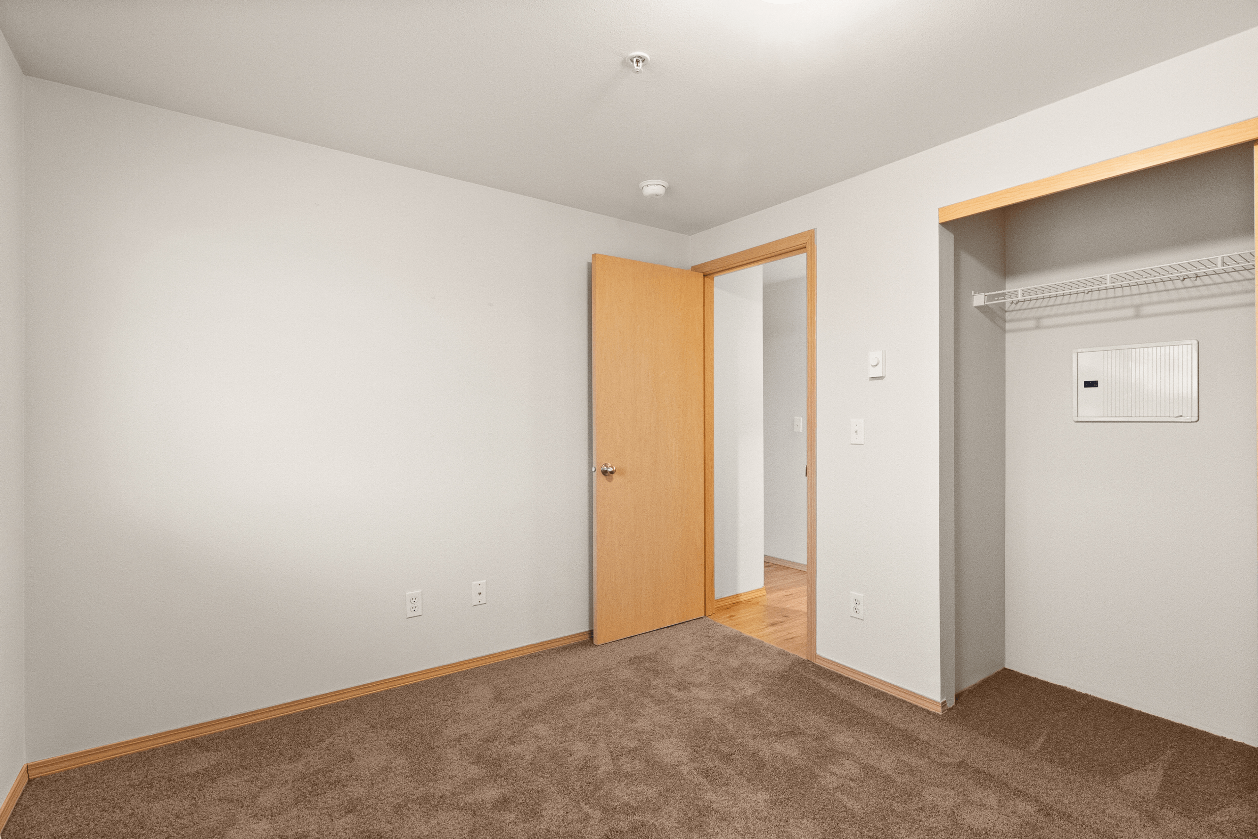 2 Bed 2 Bath with View - 936 Sq Ft