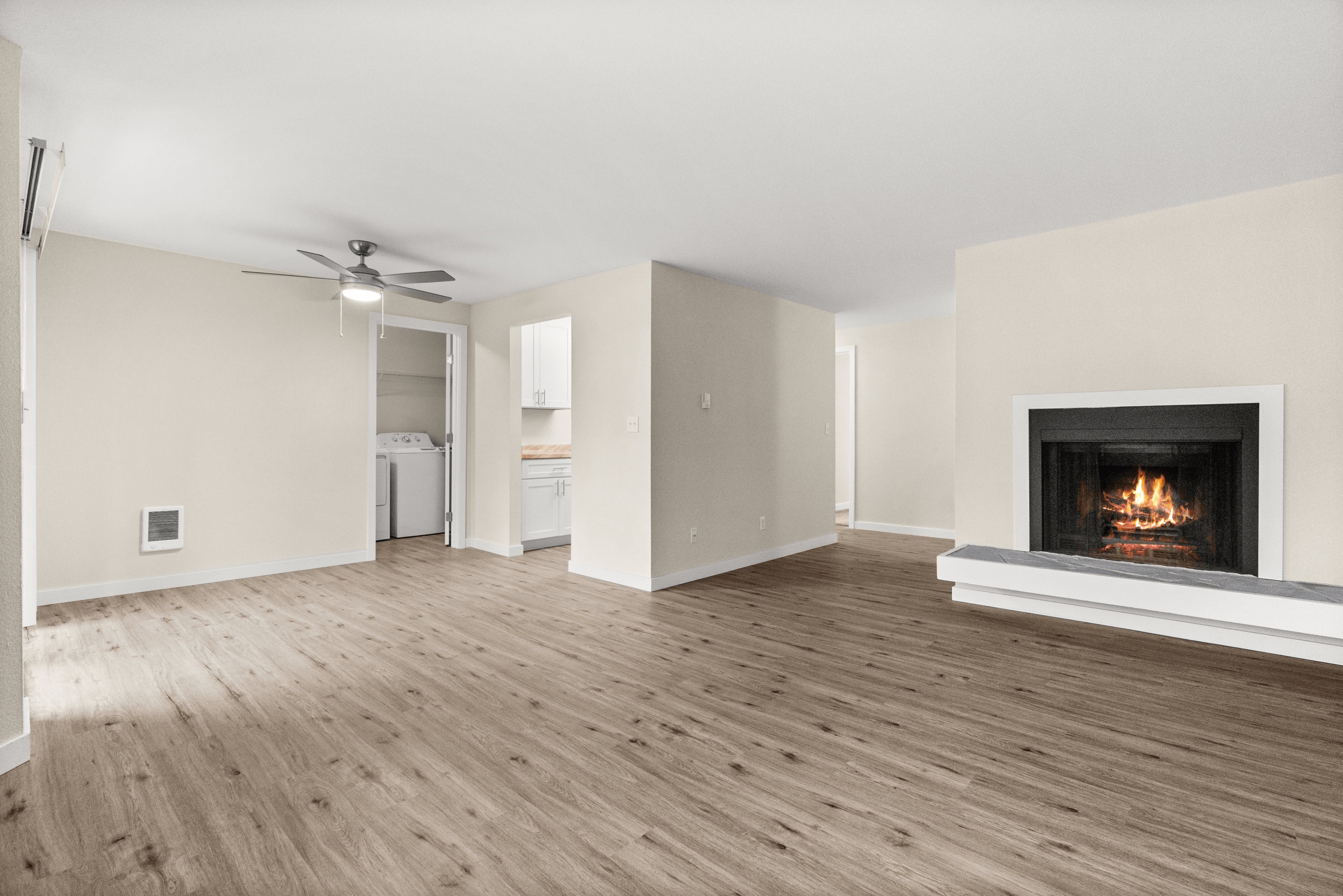 2 Bed 1 Bath Deluxe - 909 Sq Ft