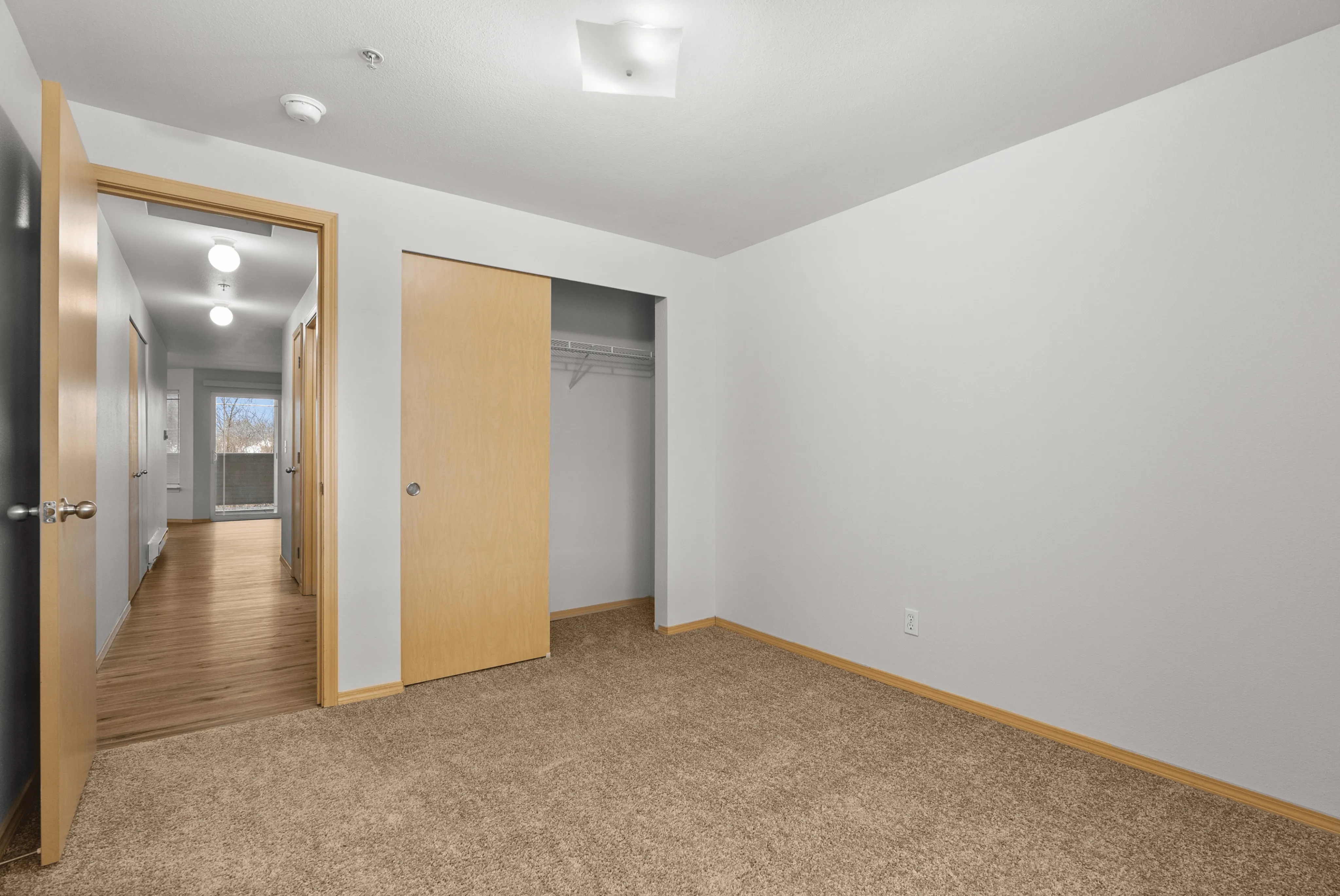 2 Bed 2 Bath Deluxe - 1008 Sq Ft