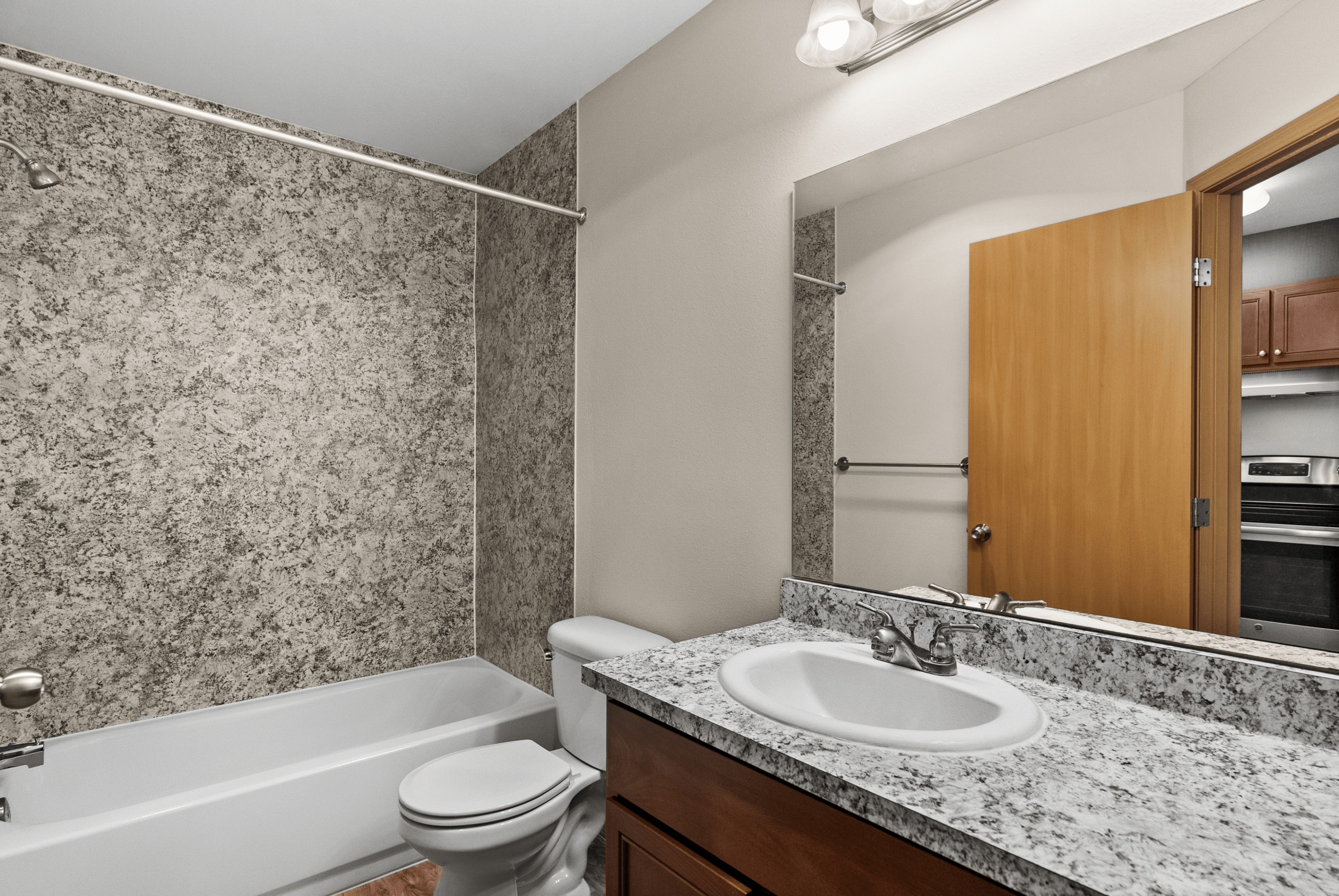 Carriage Studio Deluxe - 543 Sq Ft