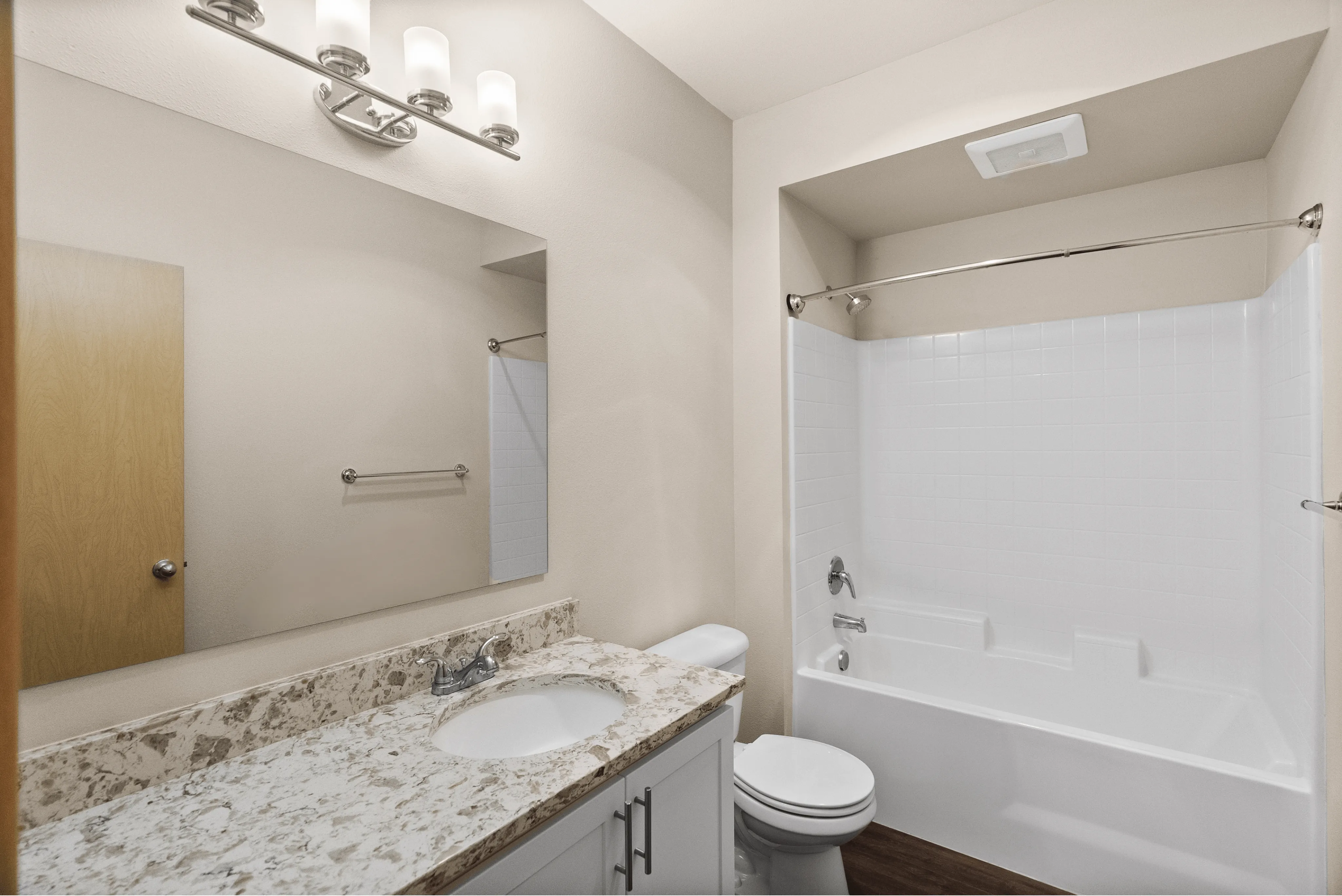 Studio Standard - 667 Sq Ft