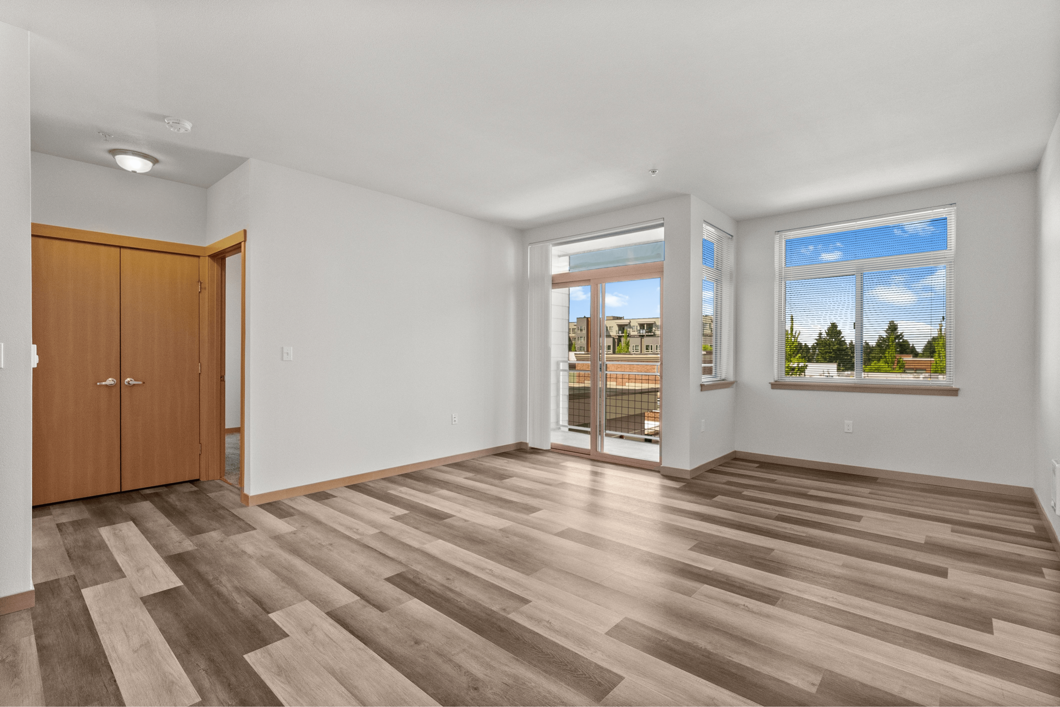 Living Room l Marketplace Flats Apartments l University Place, WA