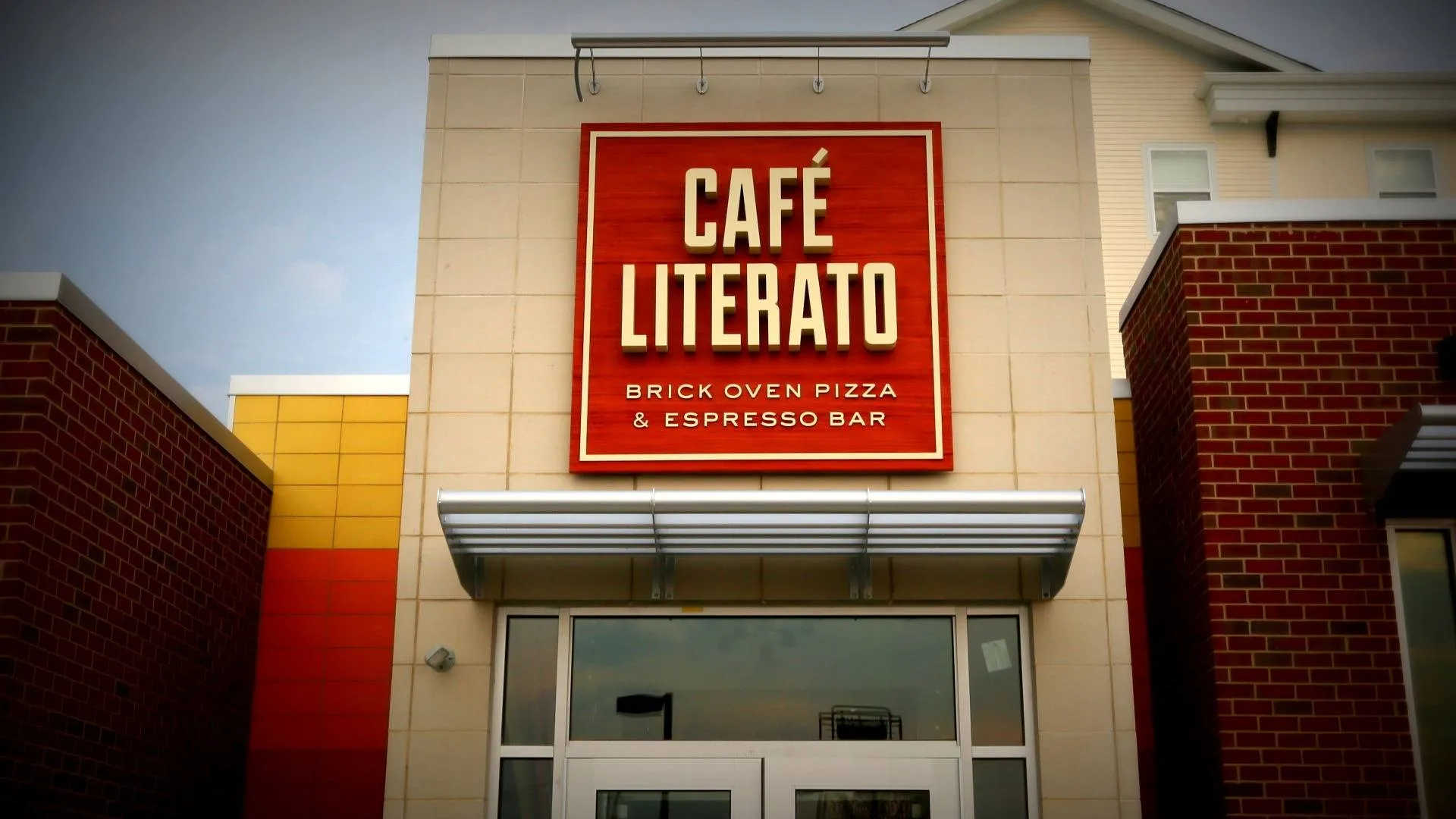 Cafe Literato