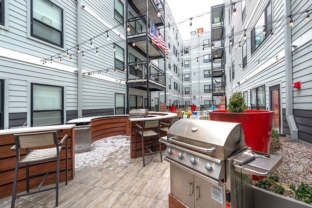 Courtyard with Grilling Area