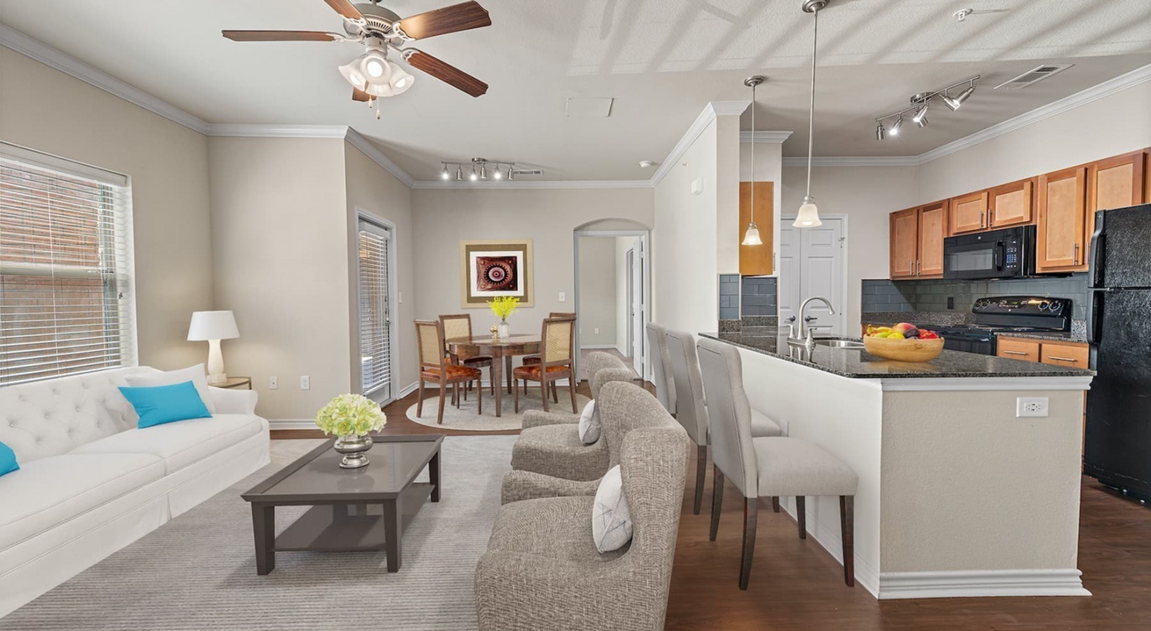 View Photos & Take A Virtual Tour Viceroy Apartments