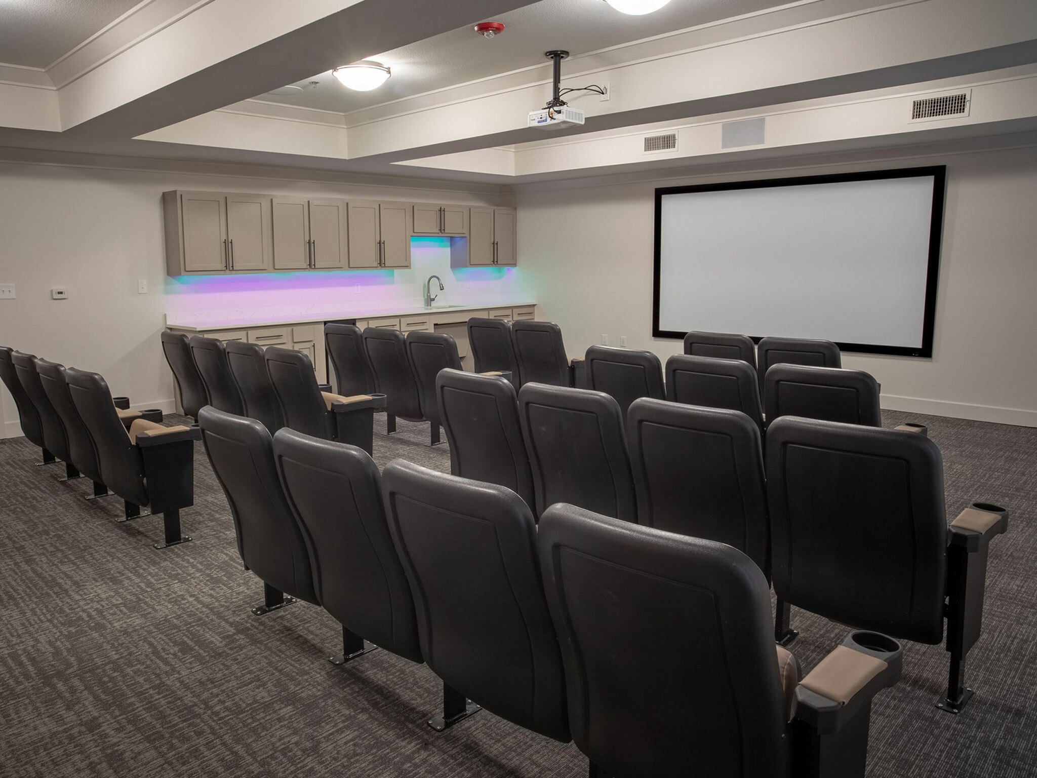 View Photos & Take A Virtual Tour Viceroy Apartments