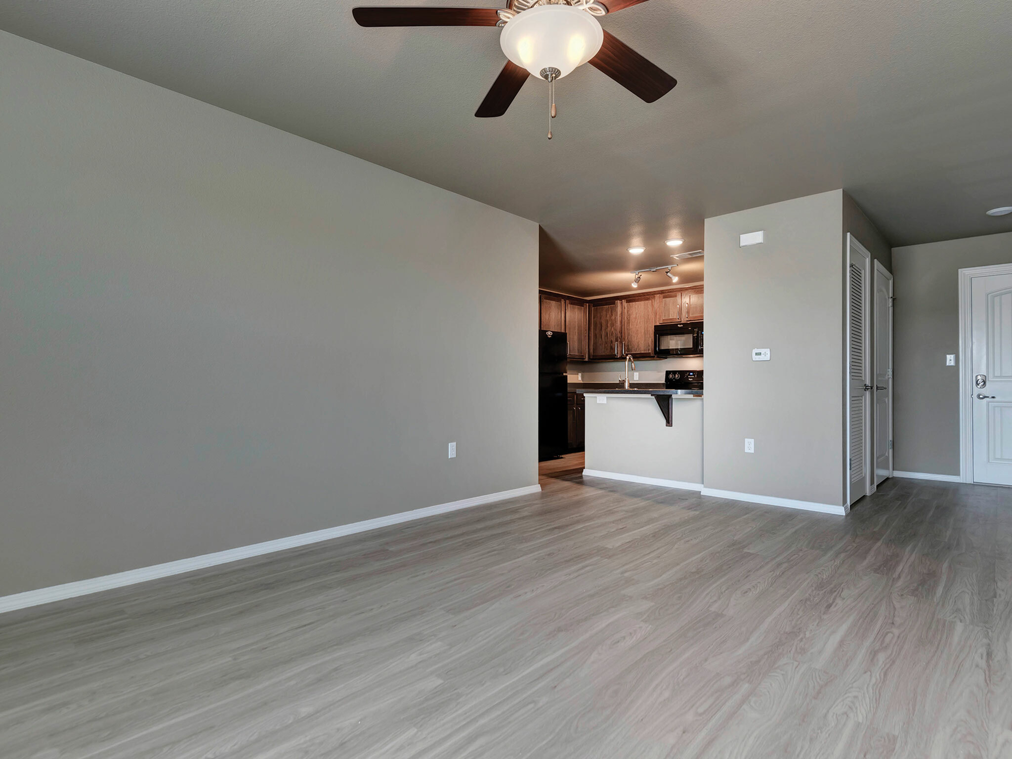 View Photos The Abbey Apartments