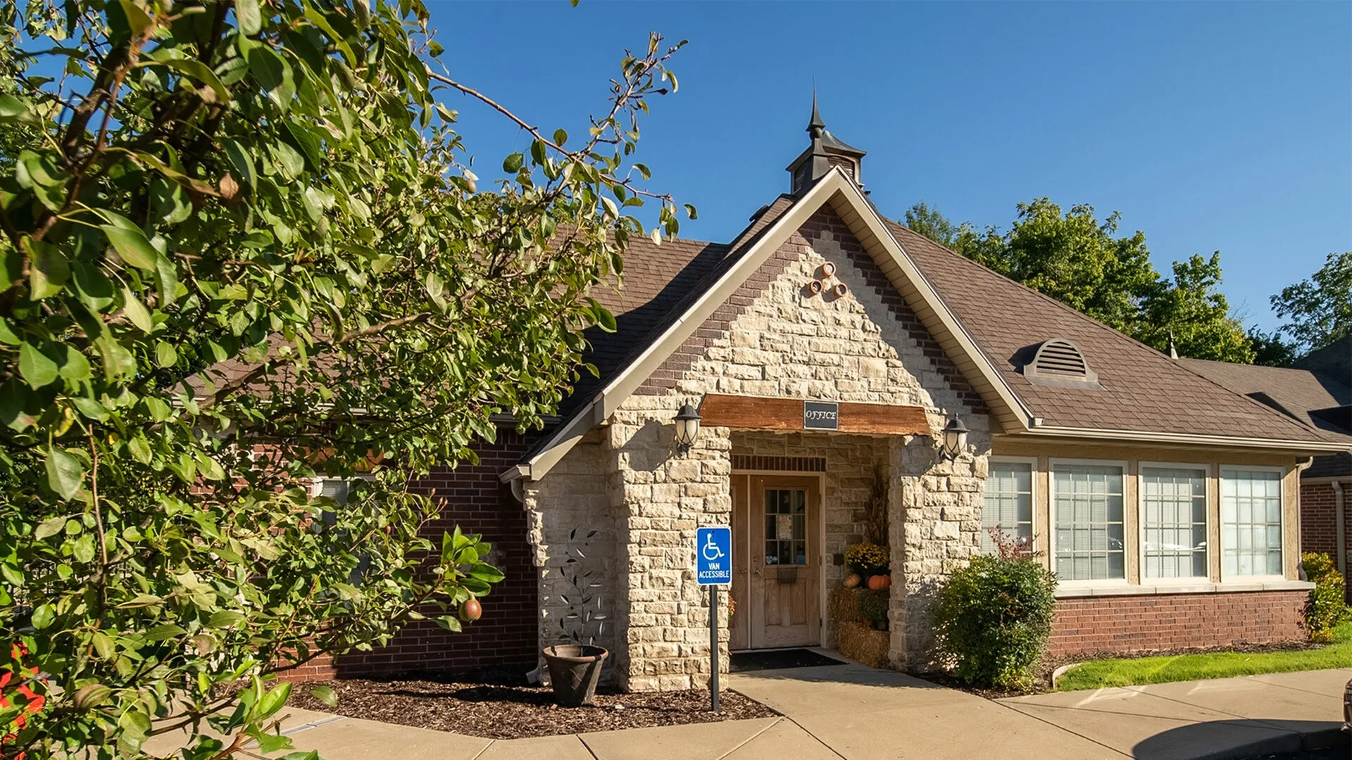 Studio 4 Bed Apartments Check Availability Martin Riley