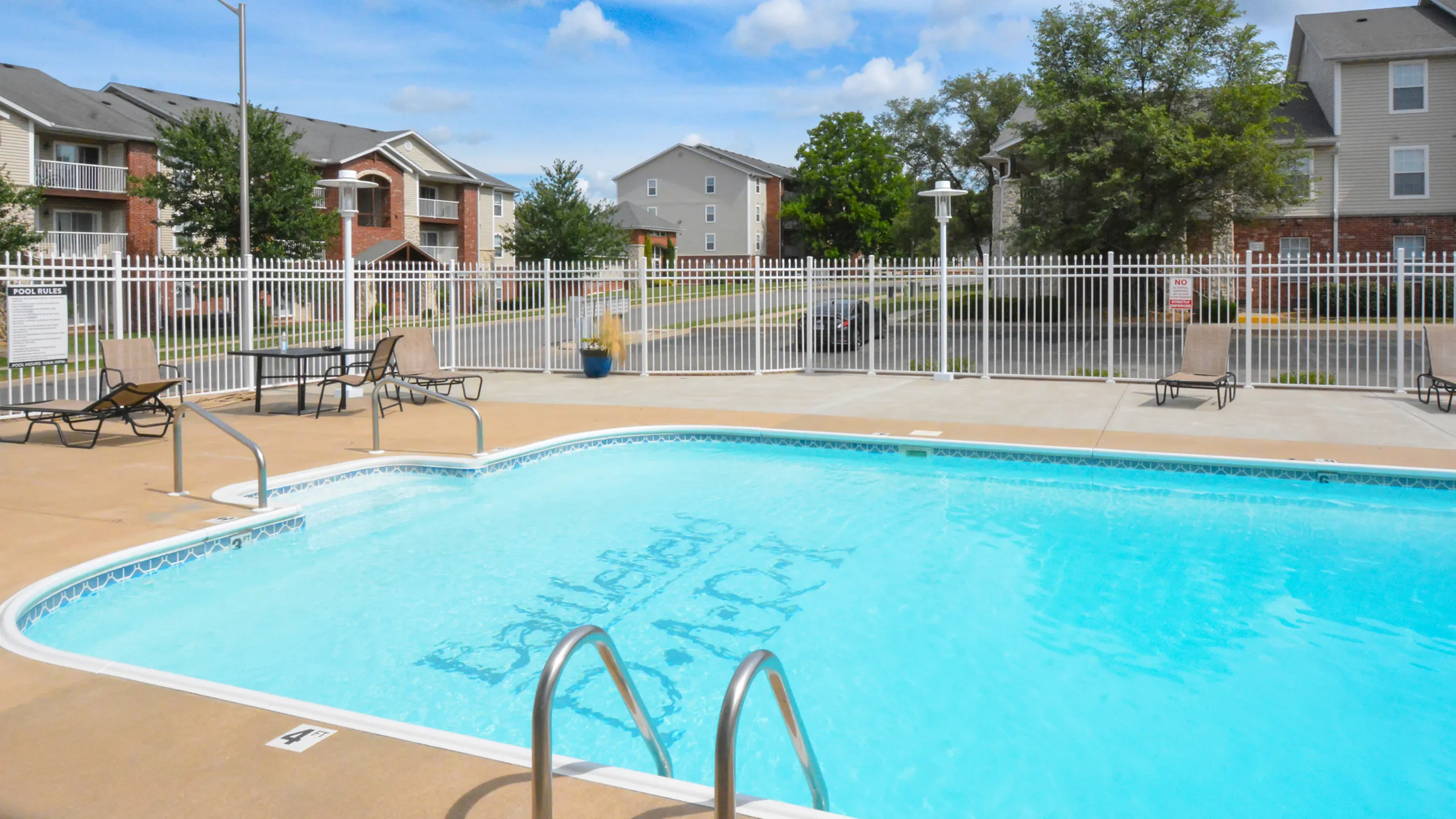 Battlefield Park Apartments Springfield Missouri Amenities