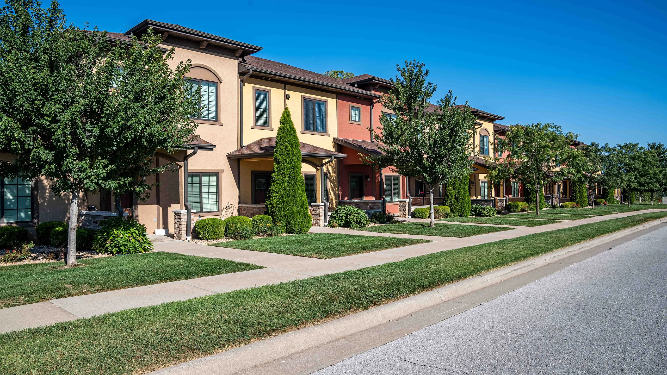 Veranda Villas Townhomes South Springfield Nixa Missouri Apartments Exterior Furnished