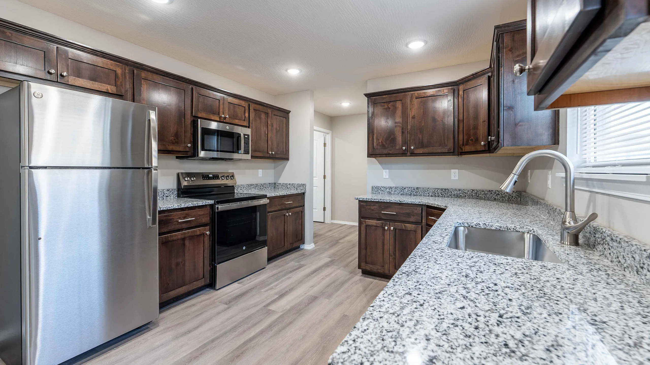 Oakwood Heights Townhomes Republic Missouri Phase 1 Exteriors
