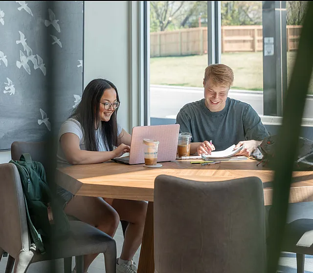 Union-Mill-Apartments-Wichita-Kansas-Leasing-Office-Application-Apply-Now