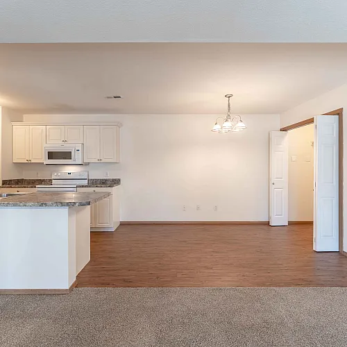Battlefield-Park-Apartments-Springfield-Missouri-Three-Bedroom-Living-Room-Dining-Space