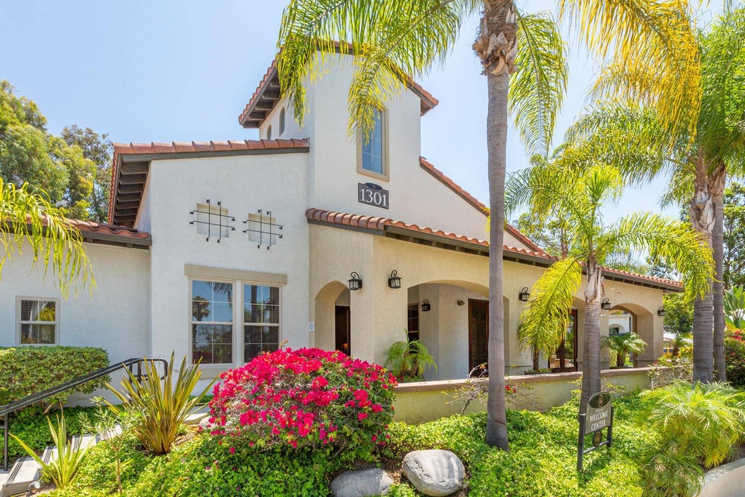 Apartments in Chula Vista Elan Sevilla