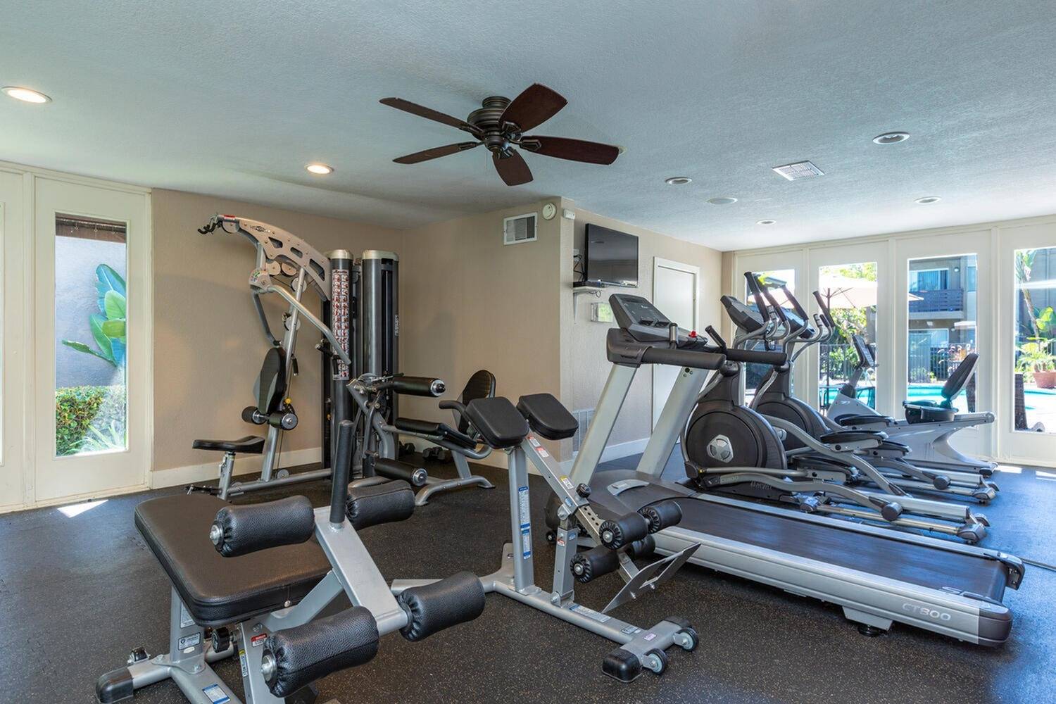 Apartment Homes for Rent in La Mesa, CA Elan Avante Apartments