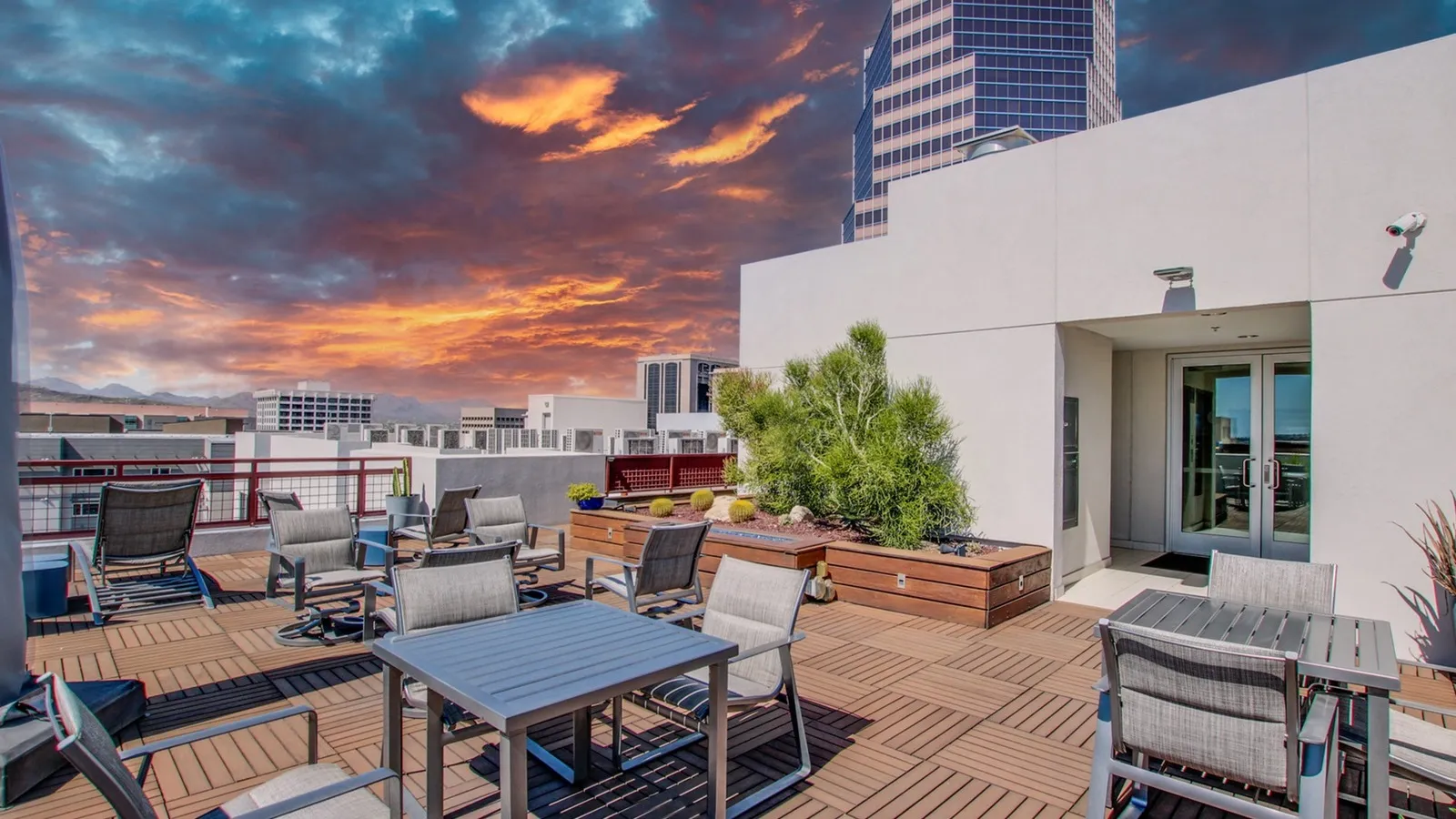 Shirley Wagner Lounge  | One East Broadway | Downtown Tucson Apartments