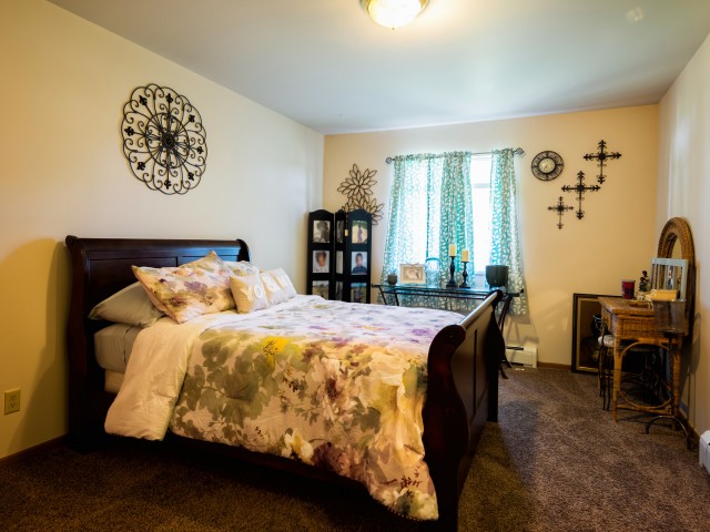 Image of Large Bedrooms for Ripon I Maple Tree Apartments