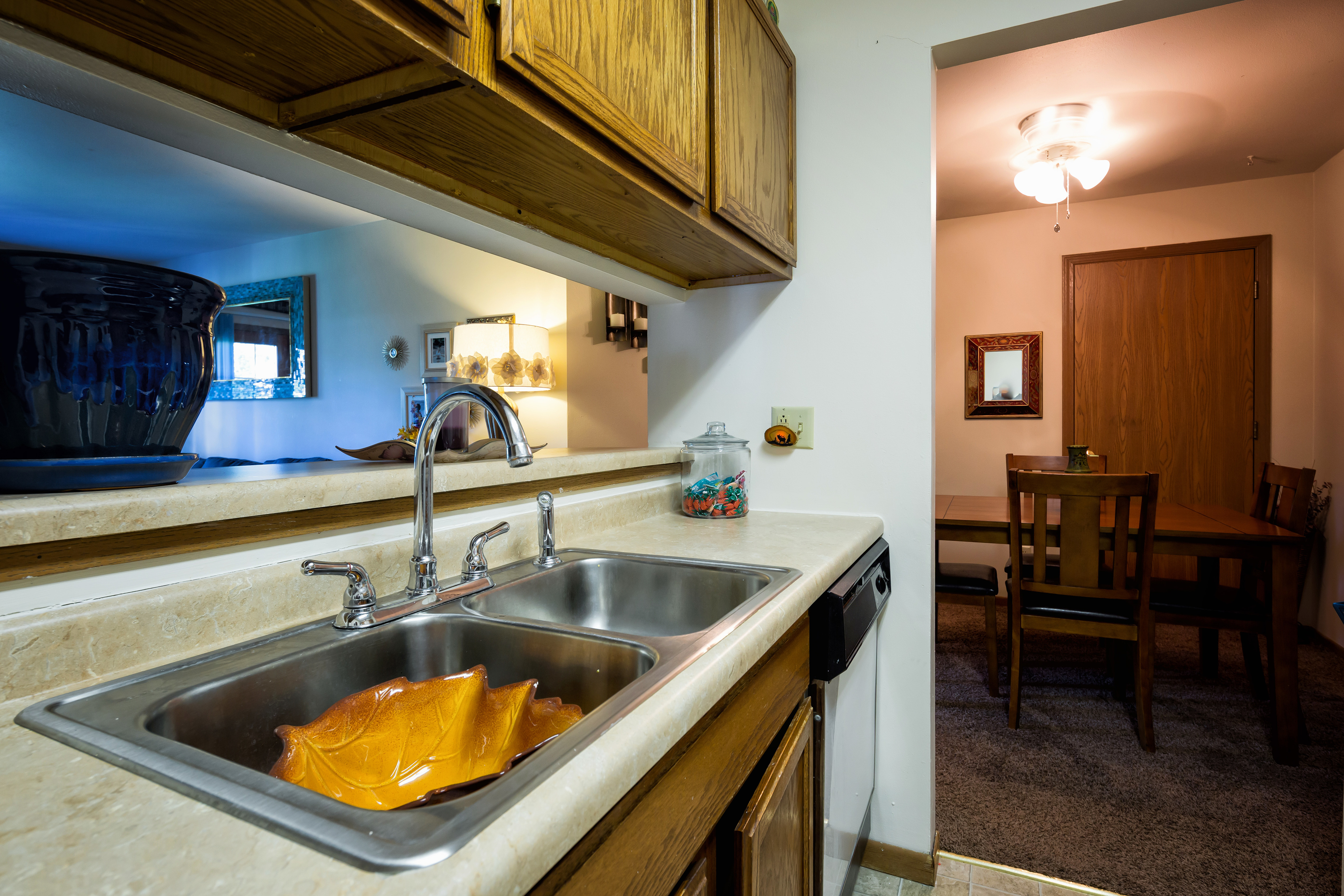 Image of Kitchen for Ripon I Maple Tree Apartments