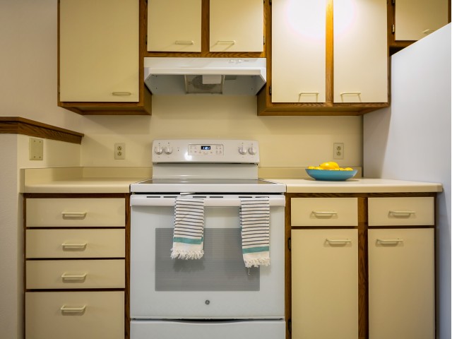 Image of Electric Range, Refrigerator, and Dishwasher Provided for Mcfarland Williamstown Bay