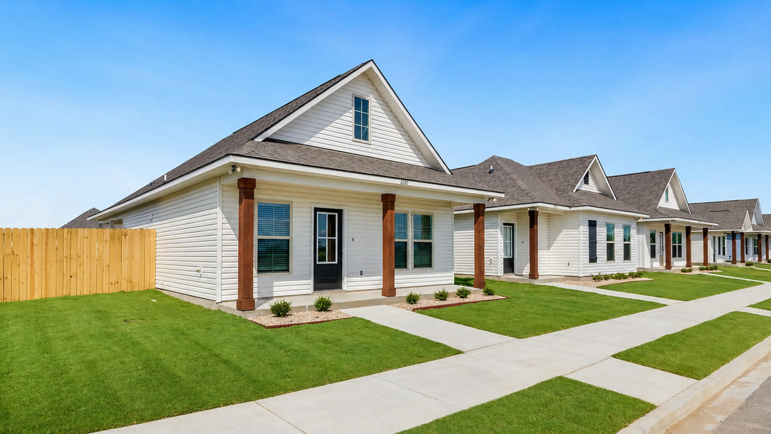 Exterior Cottages at Morganfield