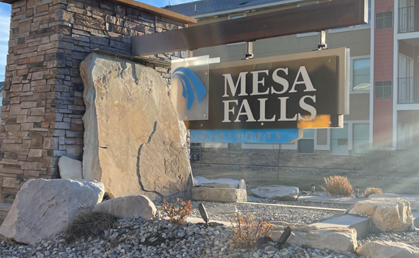 A Serene Welcome at Mesa Falls Apartments-image