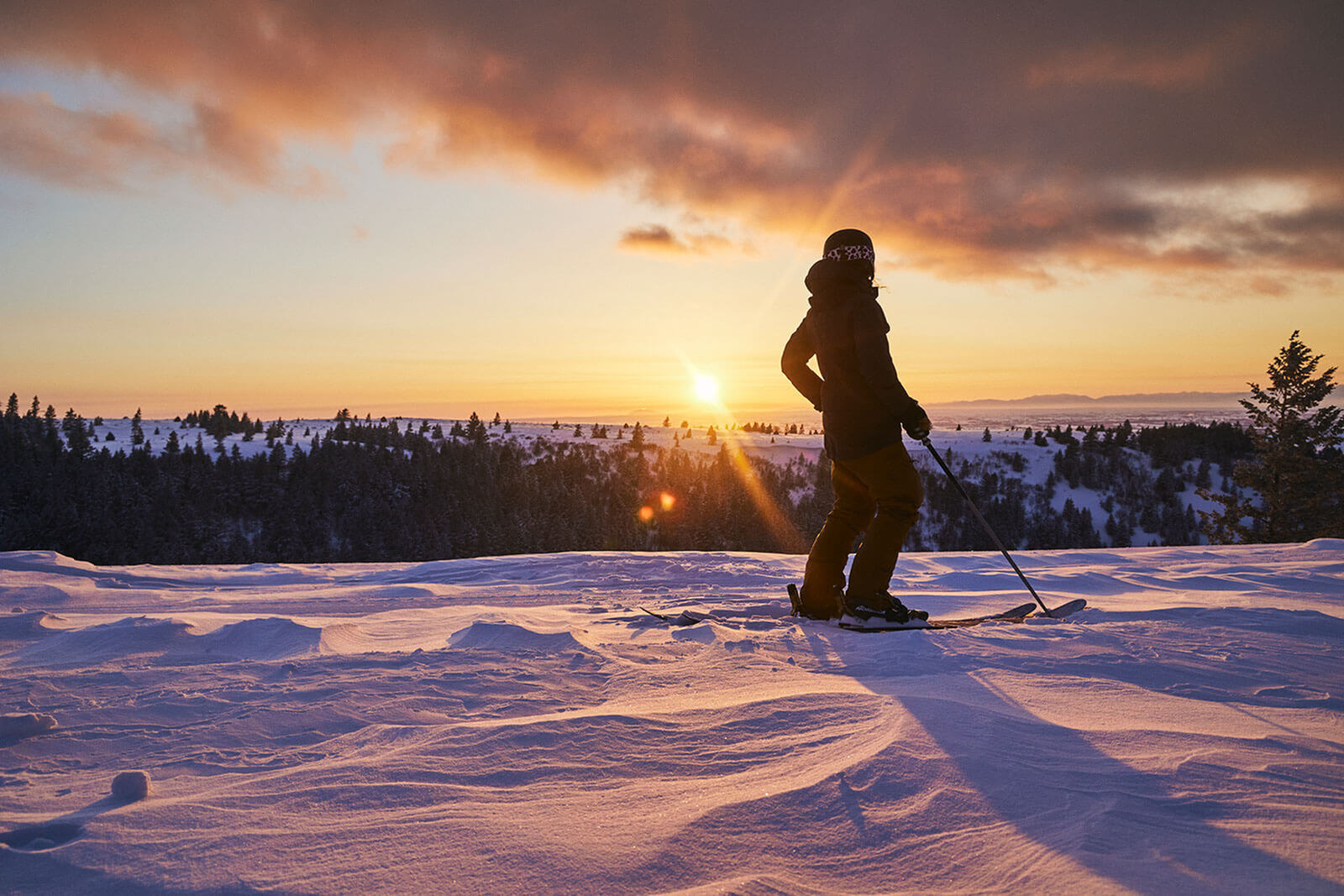 Glide & Trek: Your Guide to Cross-Country Skiing and Snowshoeing Near Idaho Falls-image