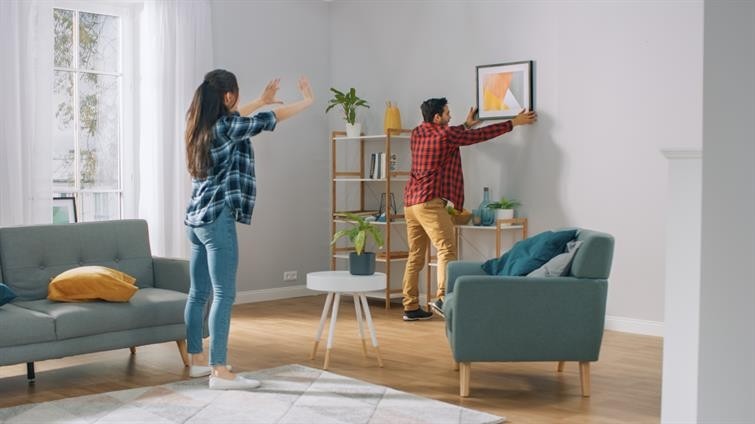 How to Make Your Apartment Feel Bigger Without Renovating-image