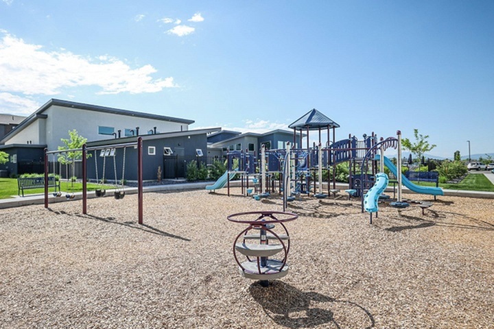 Apartments in Logan 