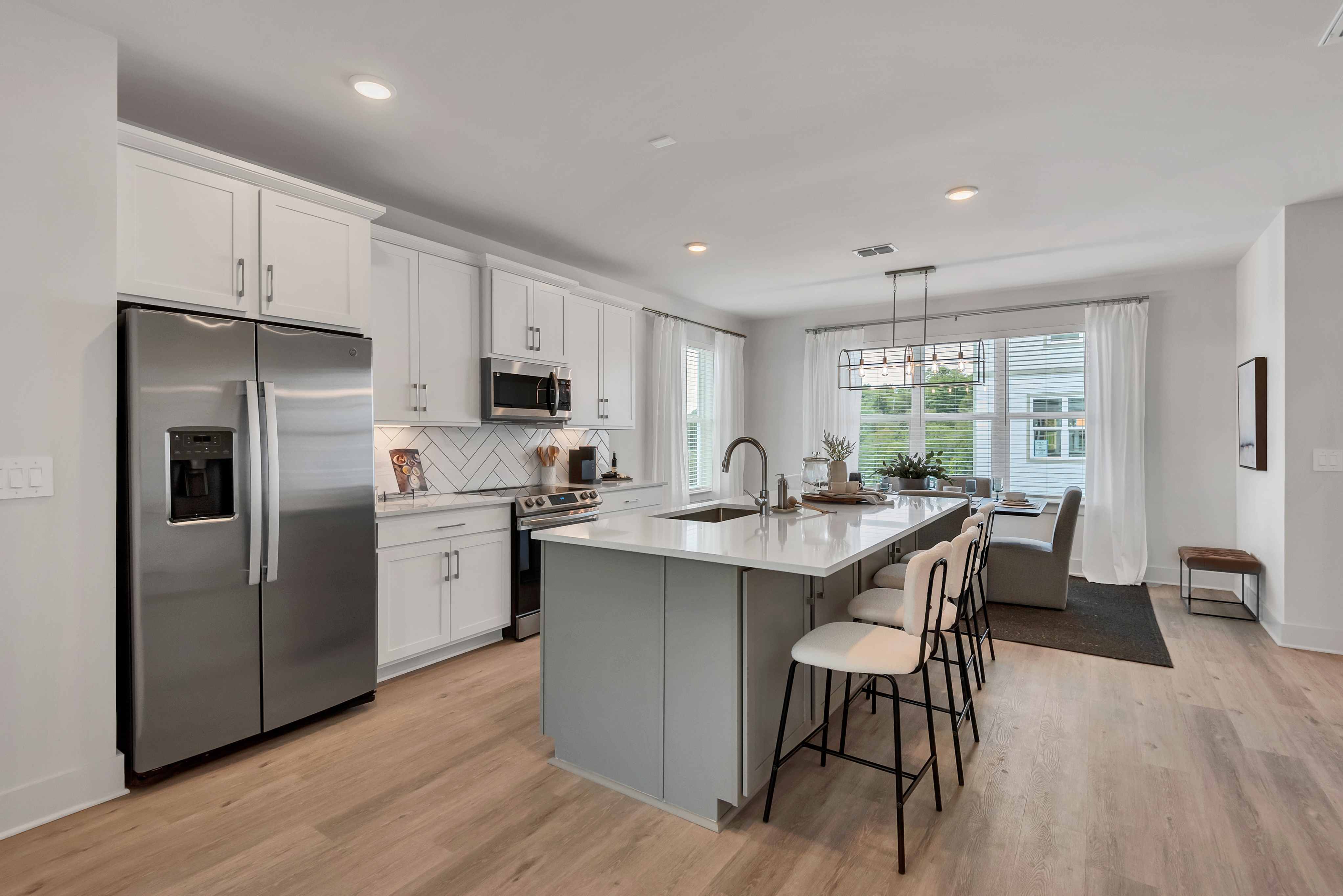 Spacious Open Concept Kitchen