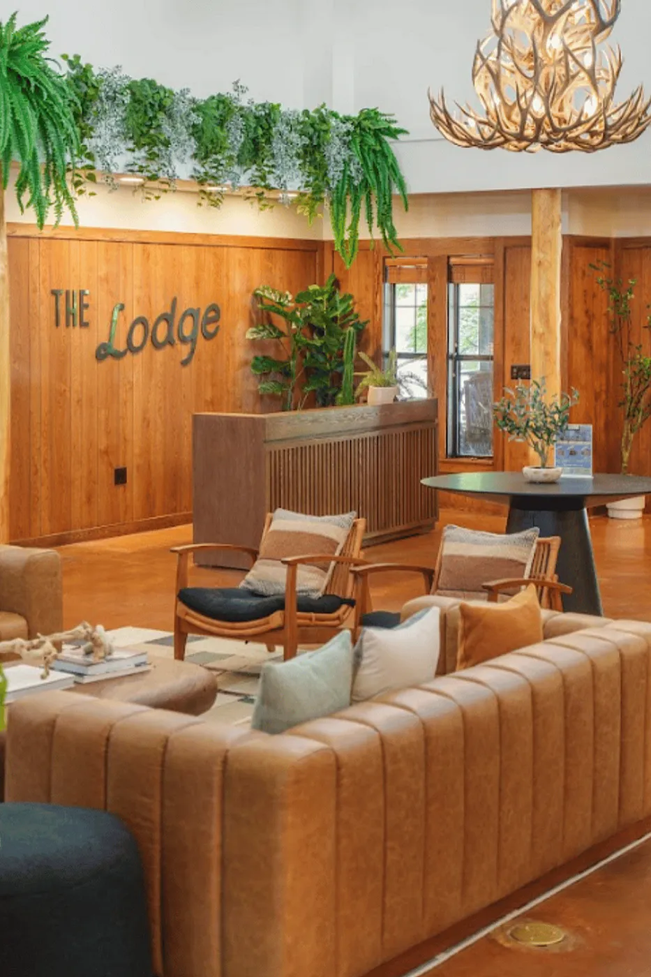The Lodge of Athens exterior and pool