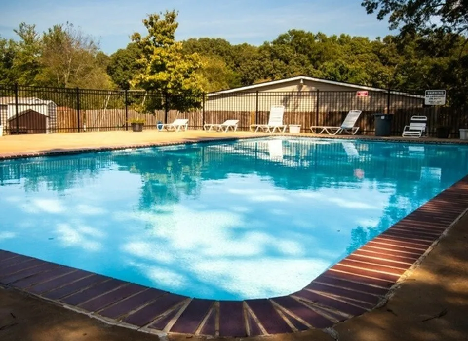pool