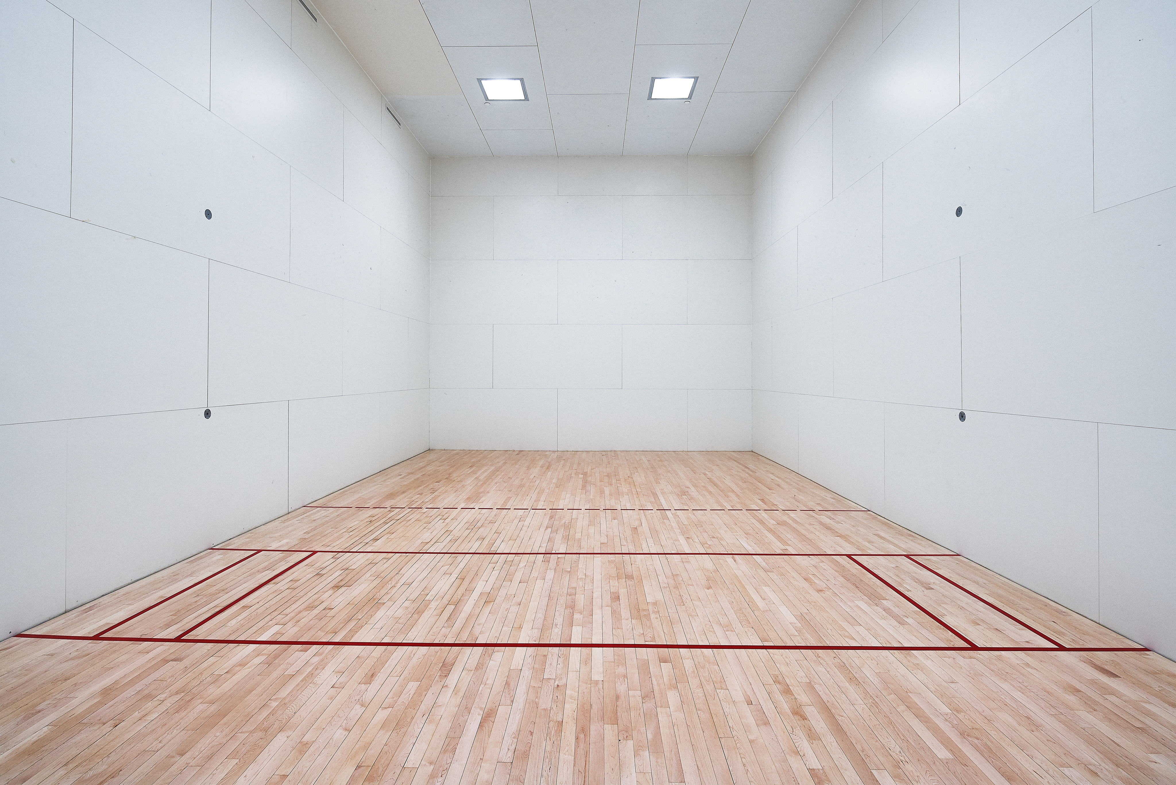 Racquetball Court | Apartments In Arlington VA | Courtland Towers