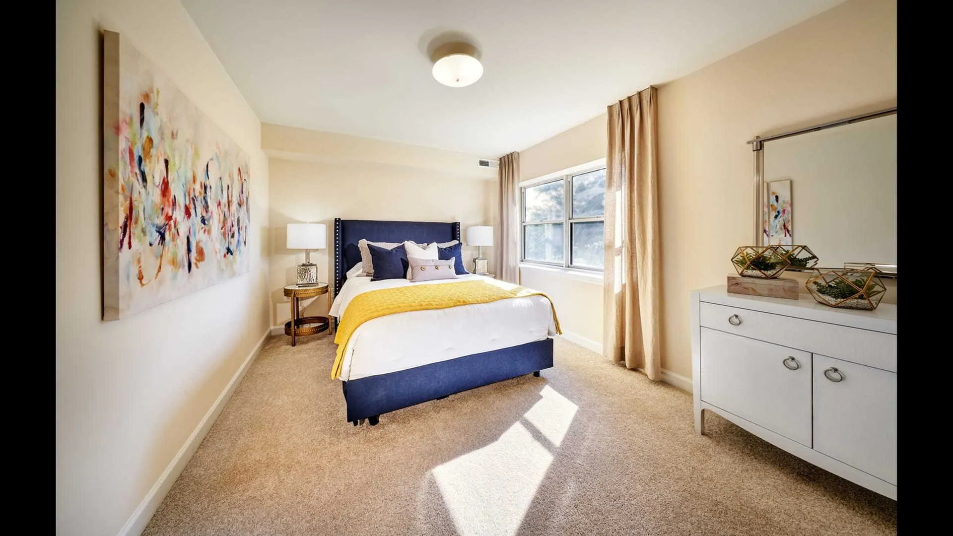 Spacious Bedroom | Fairfax Apartments | Cavalier Court