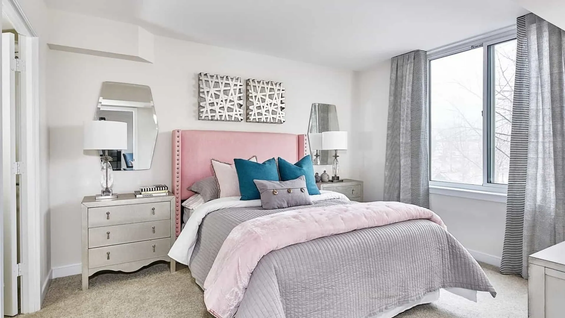 Spacious Master Bedroom | 3 Bedroom Arlington Virginia Apartments | Birchwood