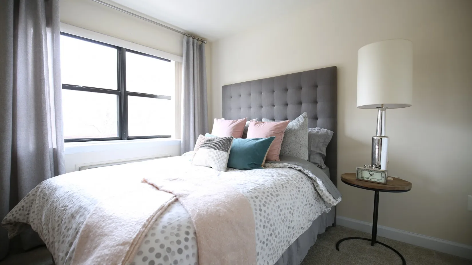 APARTMENT LIVING IN FALLS CHURCH, VA