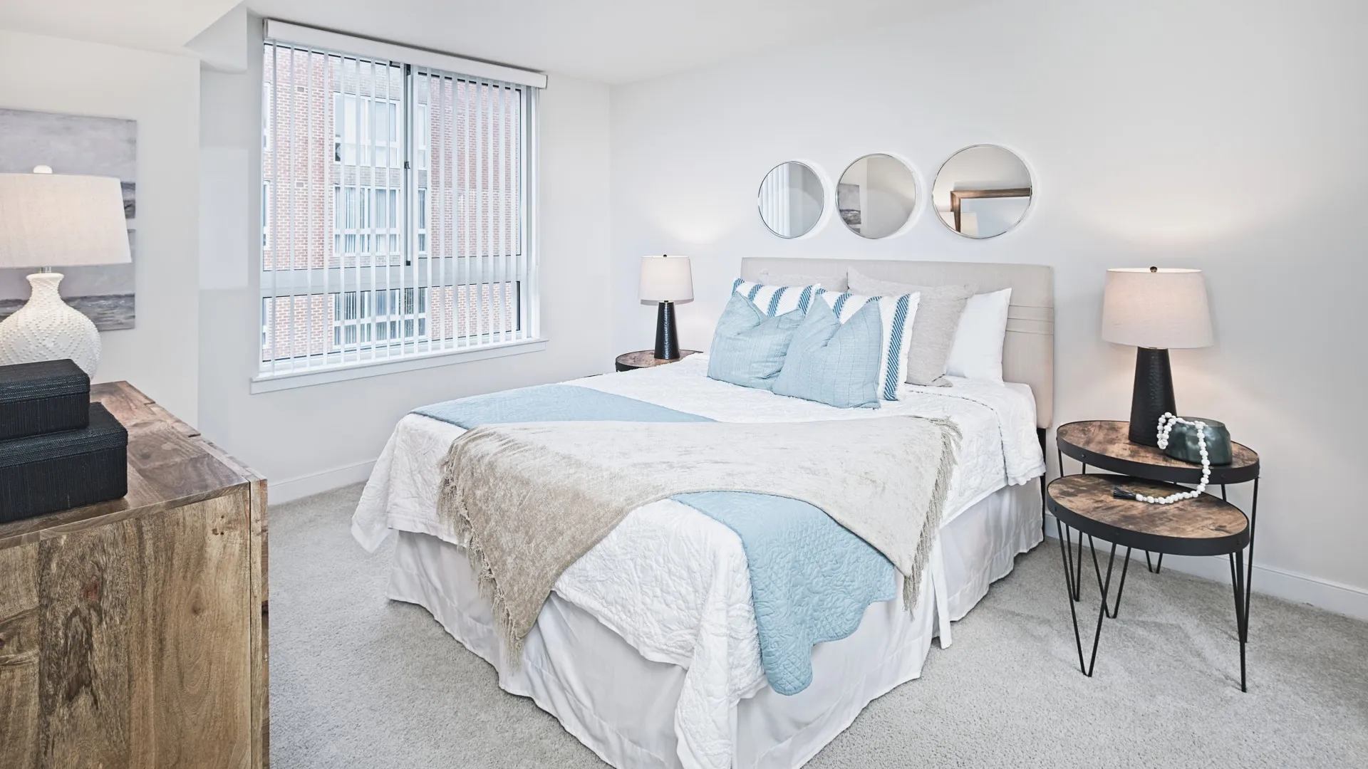 Spacious Bedroom | Luxury Apartment rentals in Arlington, VA | Thomas Court
