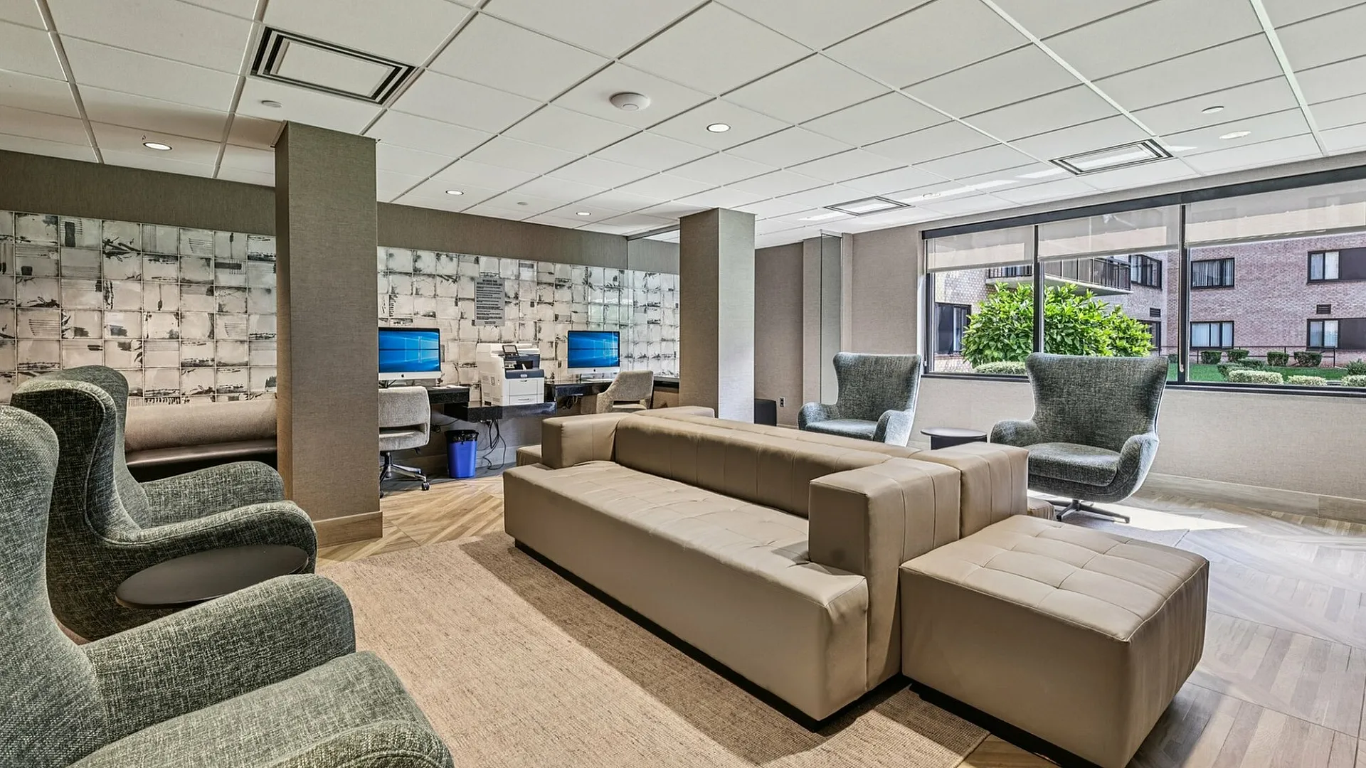 Business Center | Apts in Arlington VA | Wildwood Park