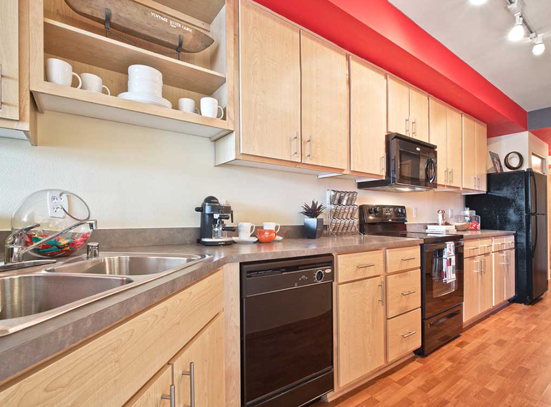 Fully-equipped kitchen