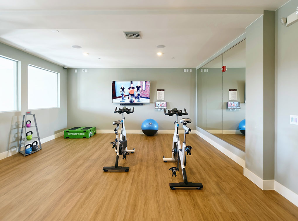 View Our Amenities AMLI Dry Creek